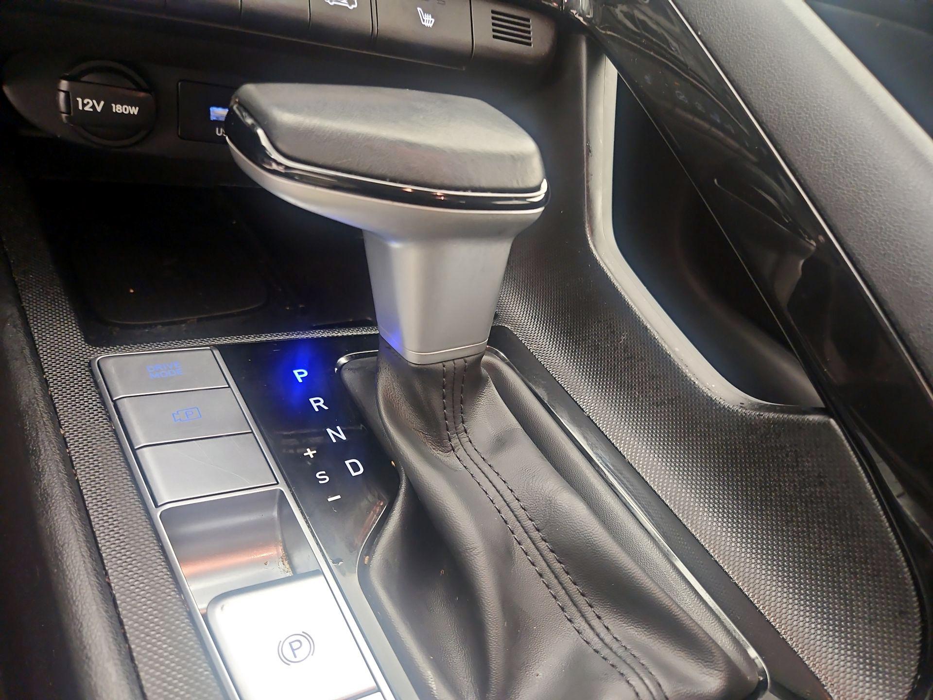 Thumbnail: 2024 Hyundai Elantra - 18