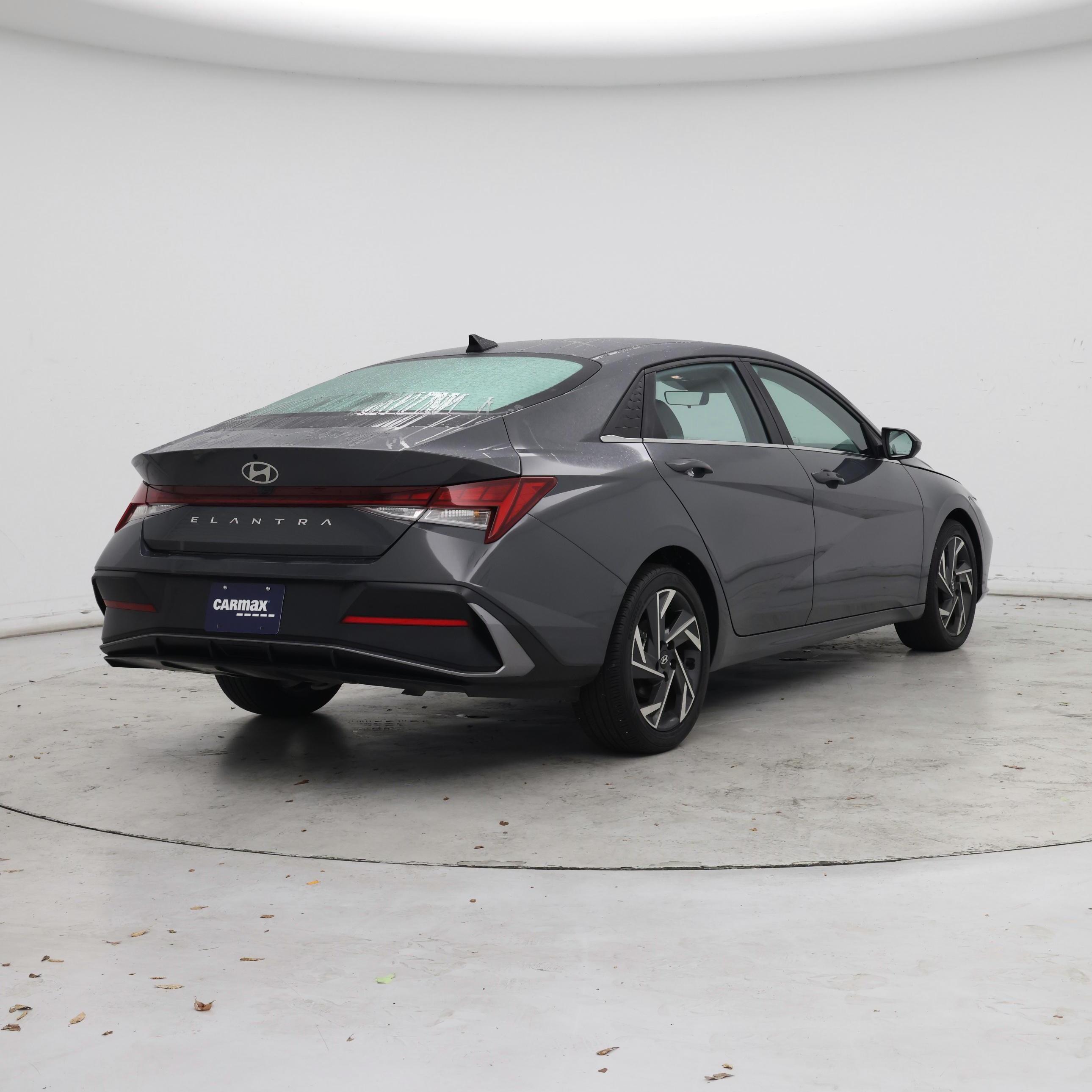 Thumbnail: 2024 Hyundai Elantra - 8