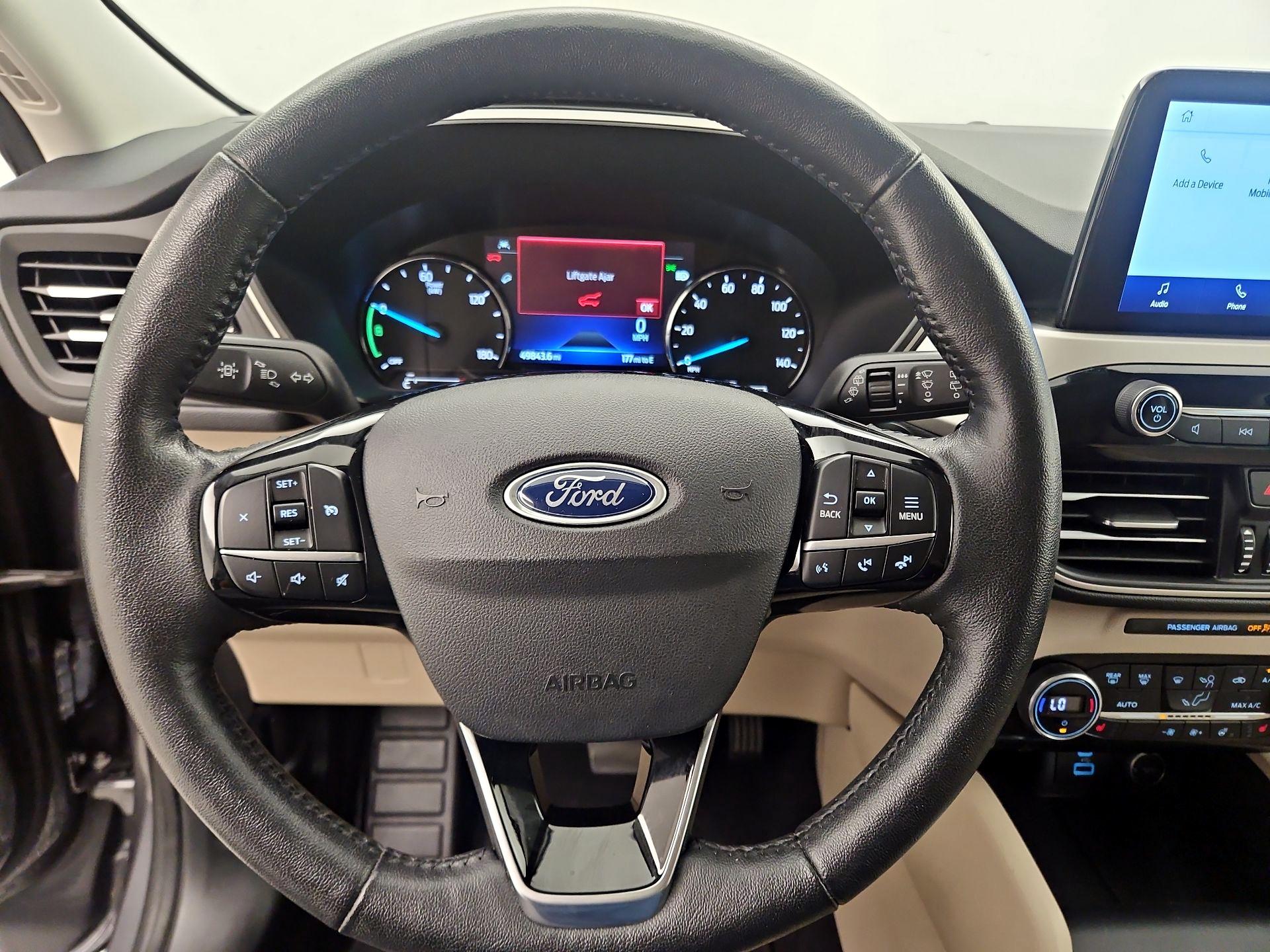 Thumbnail: 2021 Ford Escape - 10