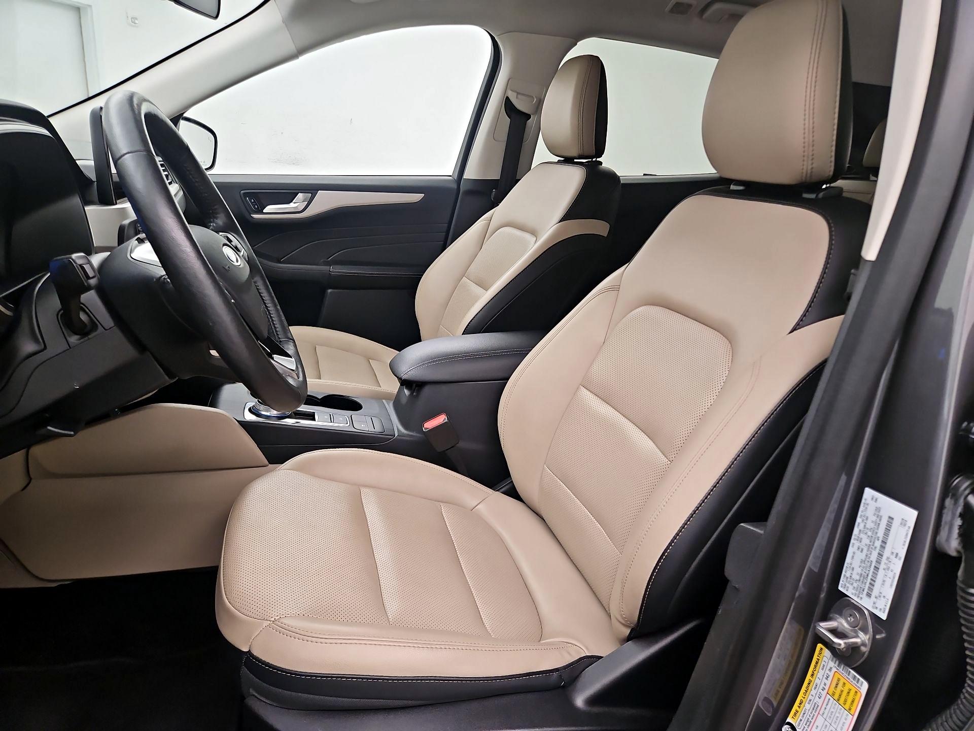 Thumbnail: 2021 Ford Escape - 11