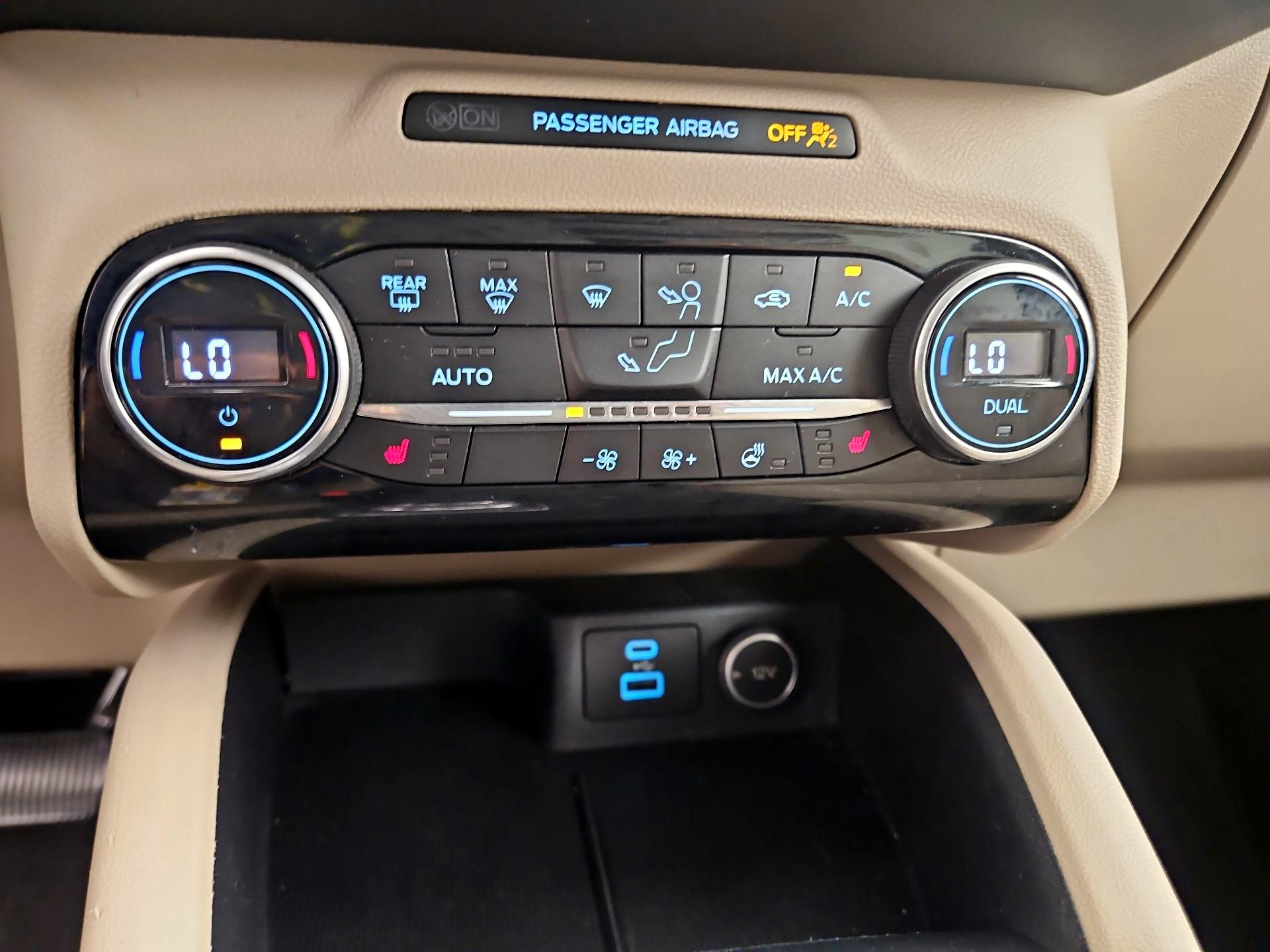 Thumbnail: 2021 Ford Escape - 16