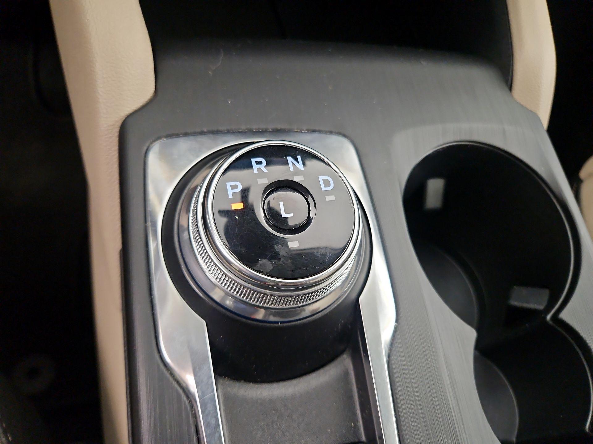 Thumbnail: 2021 Ford Escape - 17