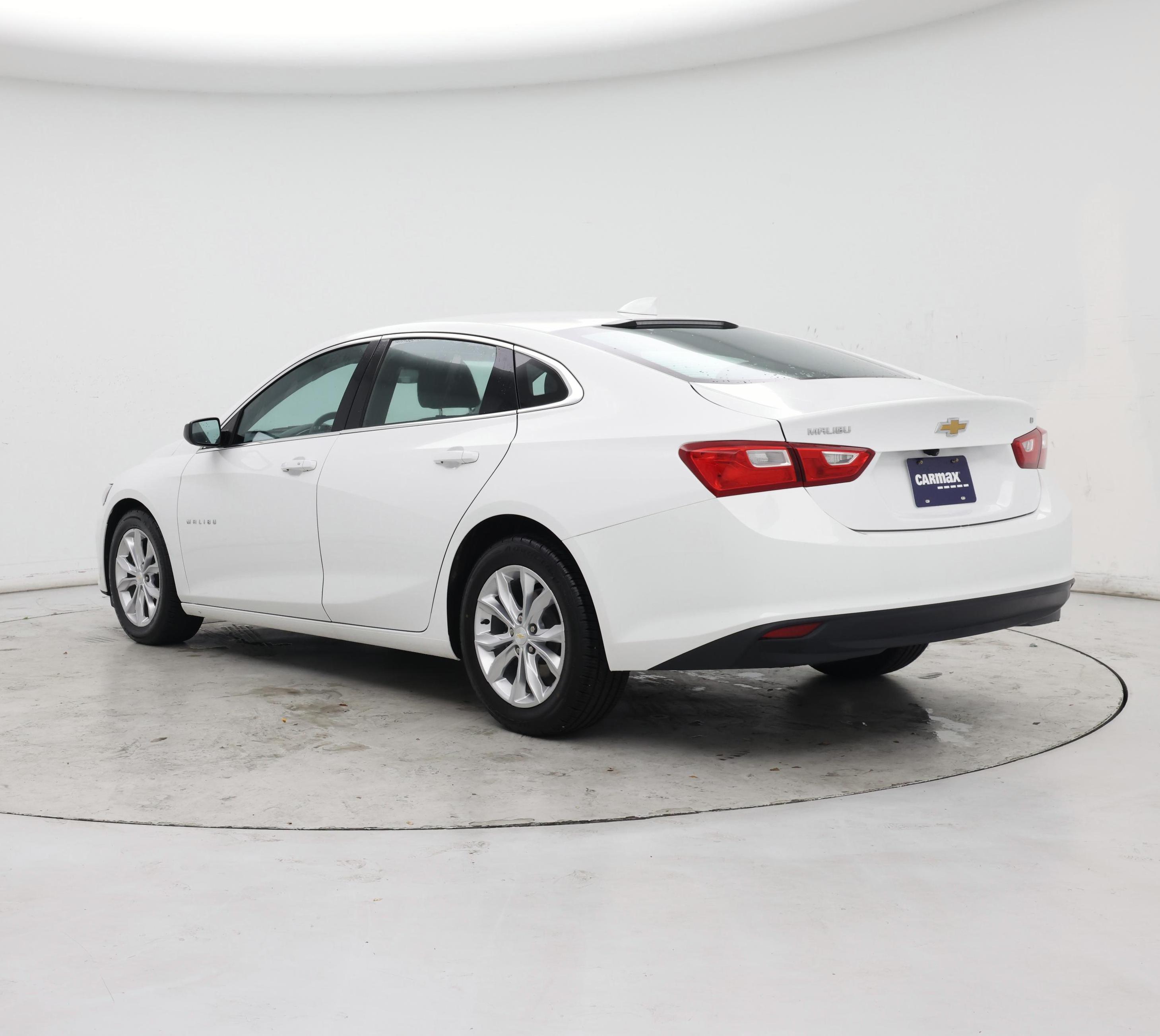 Thumbnail: 2023 Chevrolet Malibu - 2
