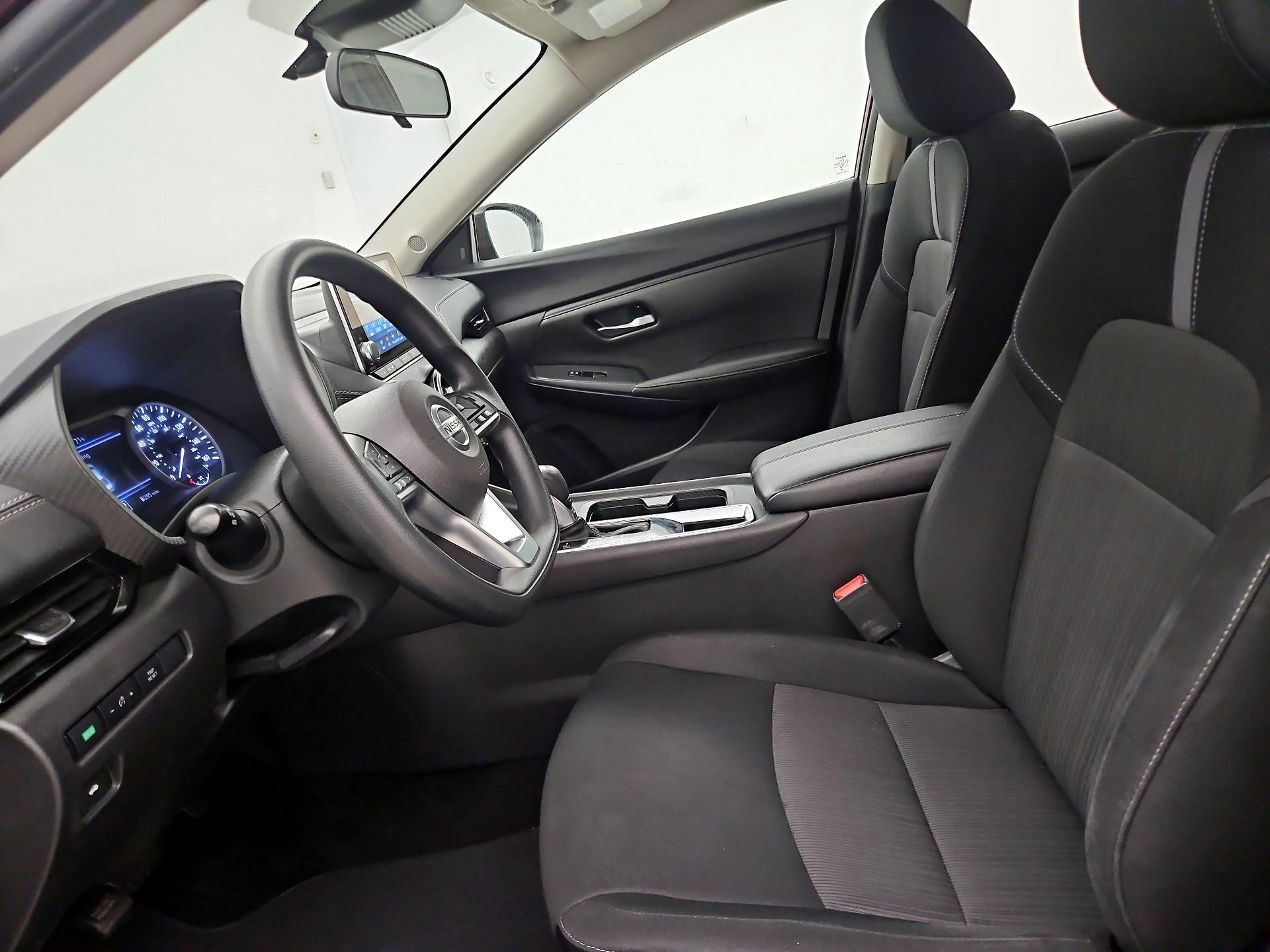 Thumbnail: 2023 Nissan Sentra - 11