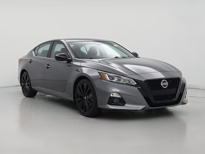 Gray 2022 Nissan Altima SR