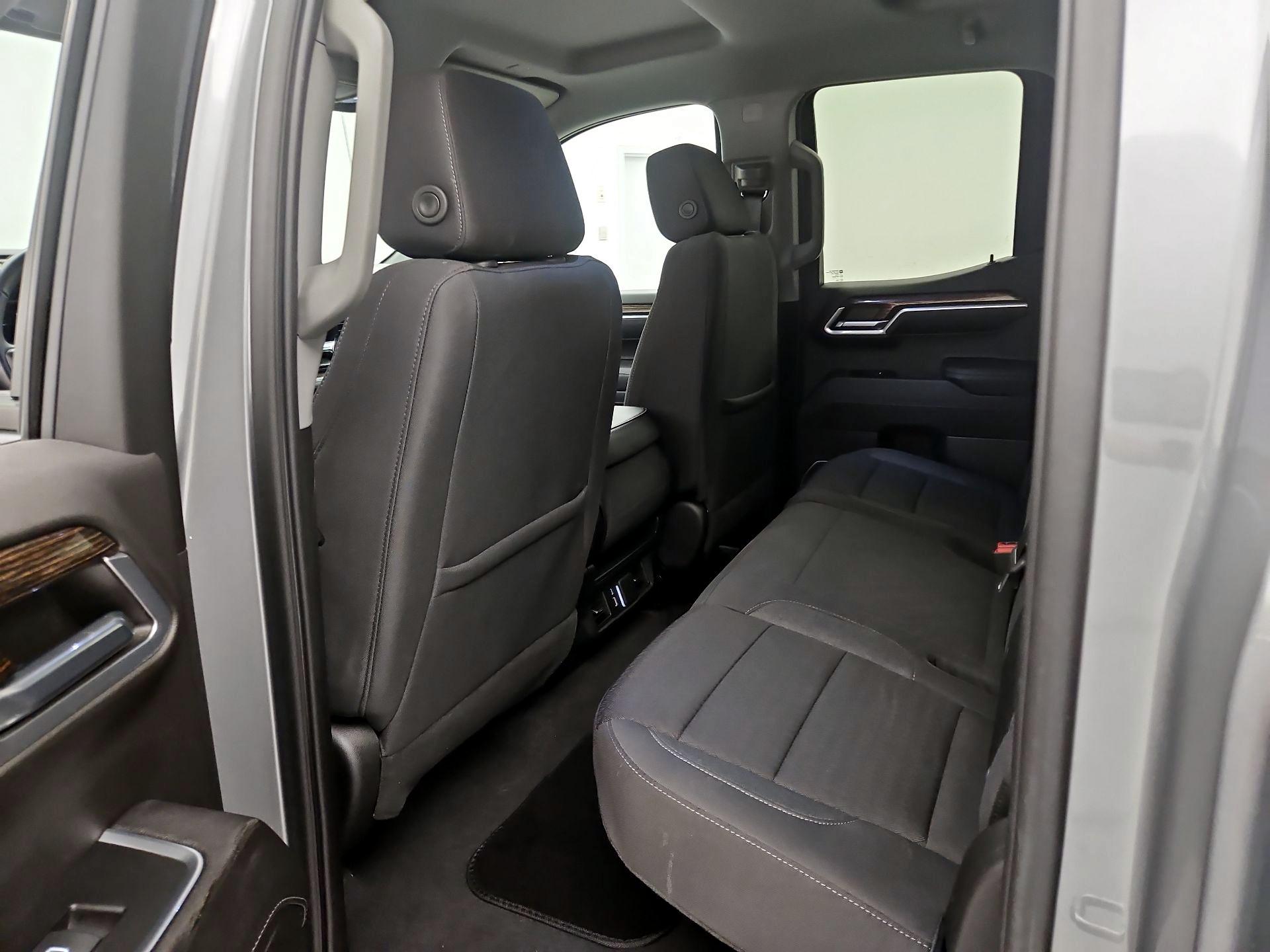 Thumbnail: 2023 GMC Sierra 1500 - 19