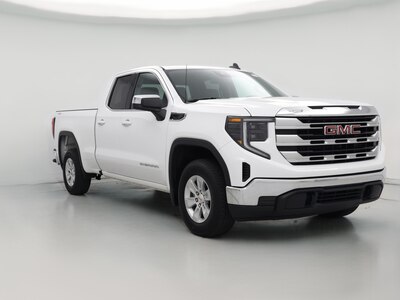 White 2023 GMC Sierra 1500 SLE