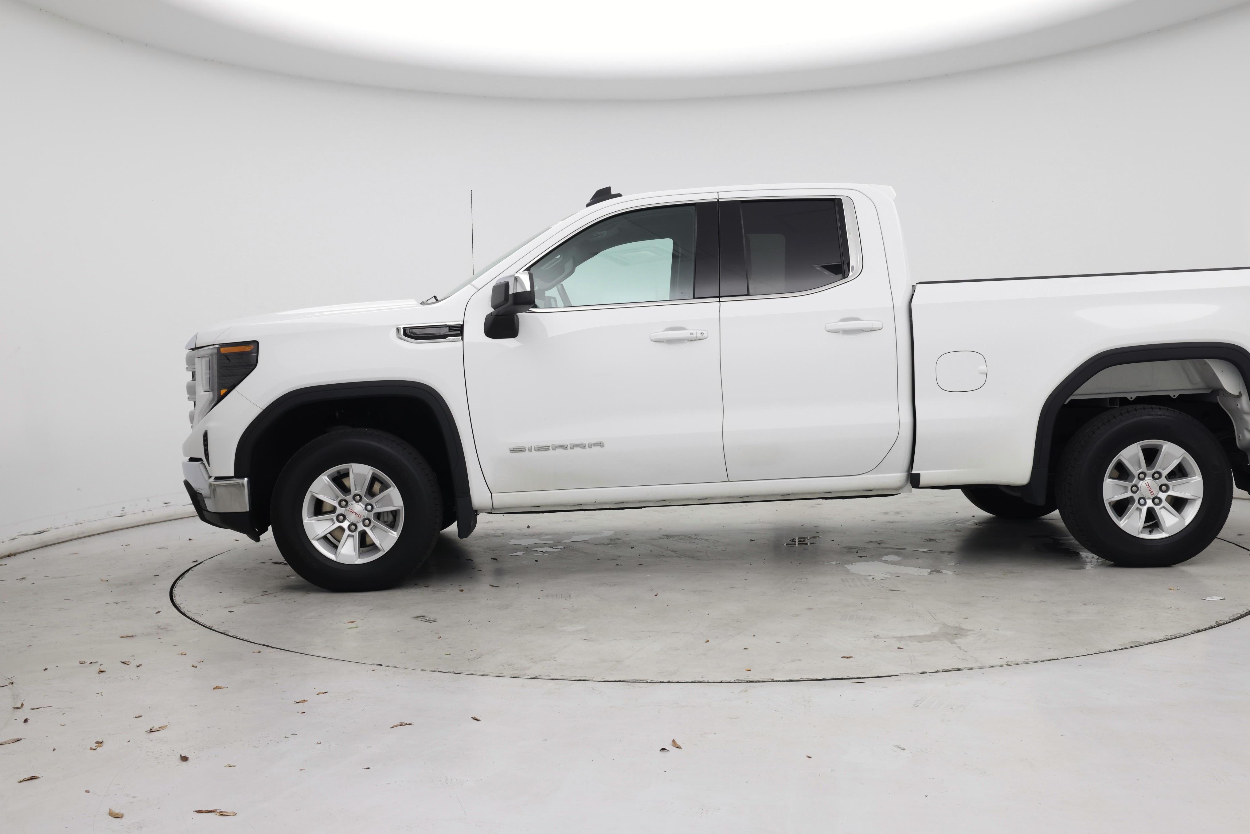 Thumbnail: 2023 GMC Sierra 1500 - 3