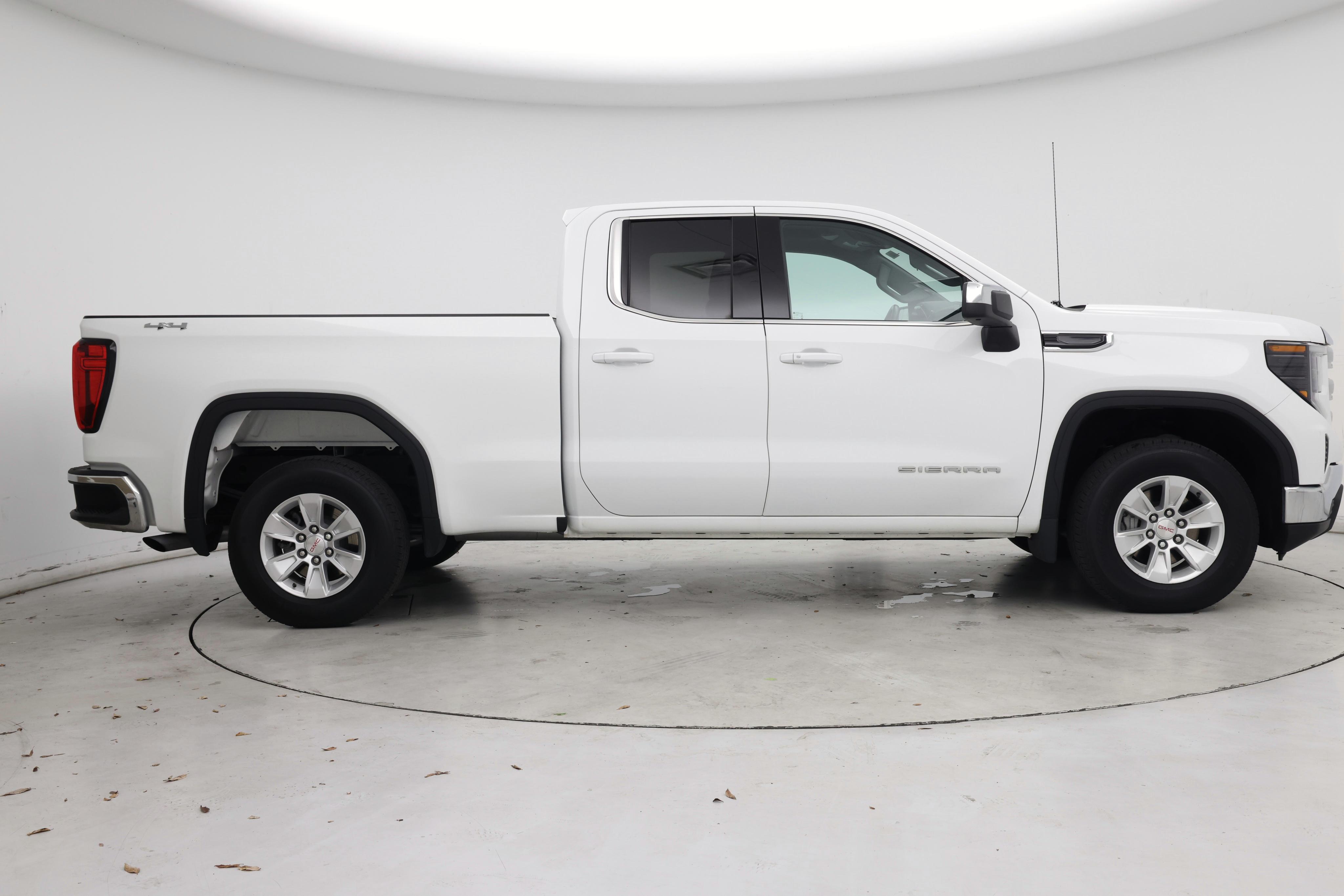 Thumbnail: 2023 GMC Sierra 1500 - 7