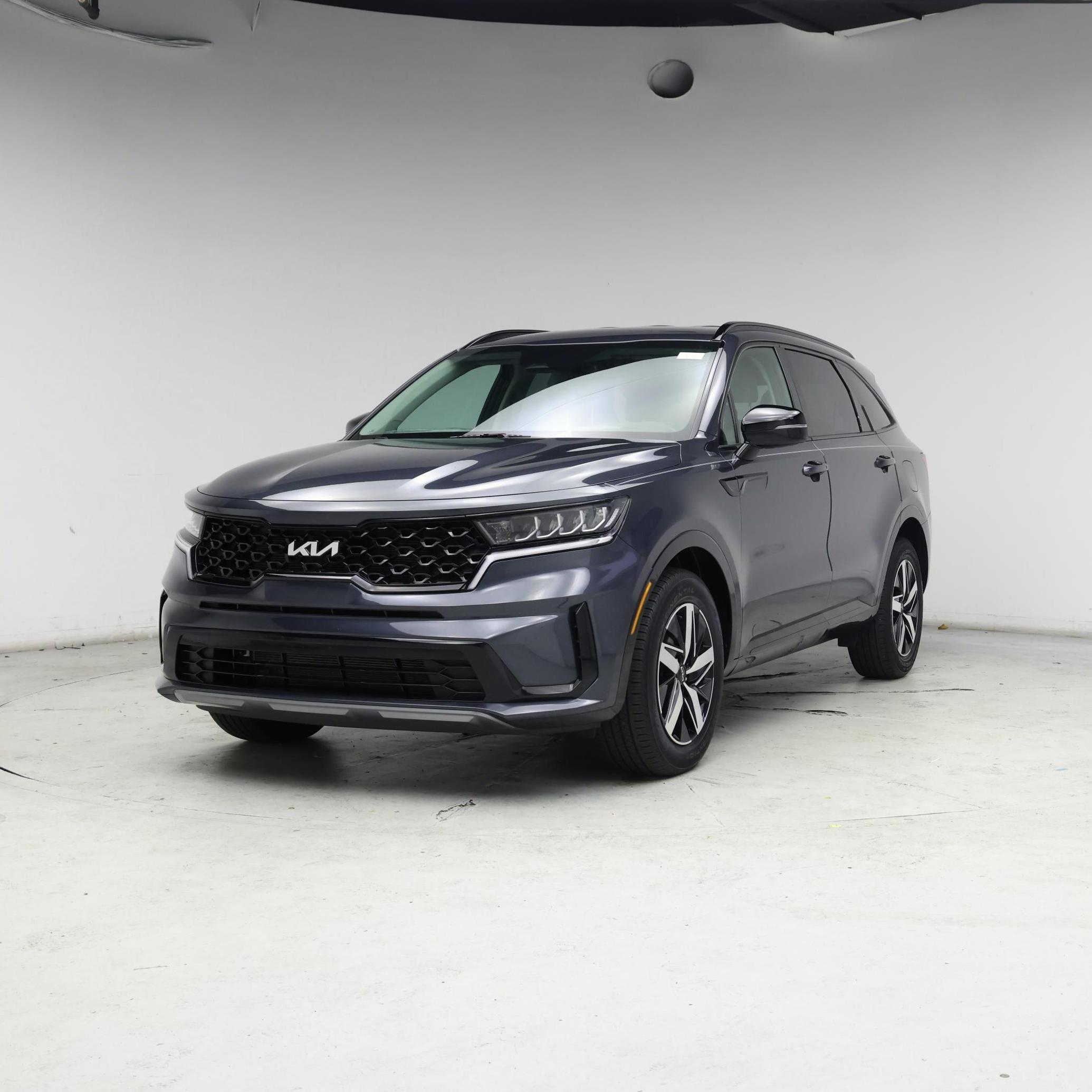 Thumbnail: 2023 Kia Sorento - 4
