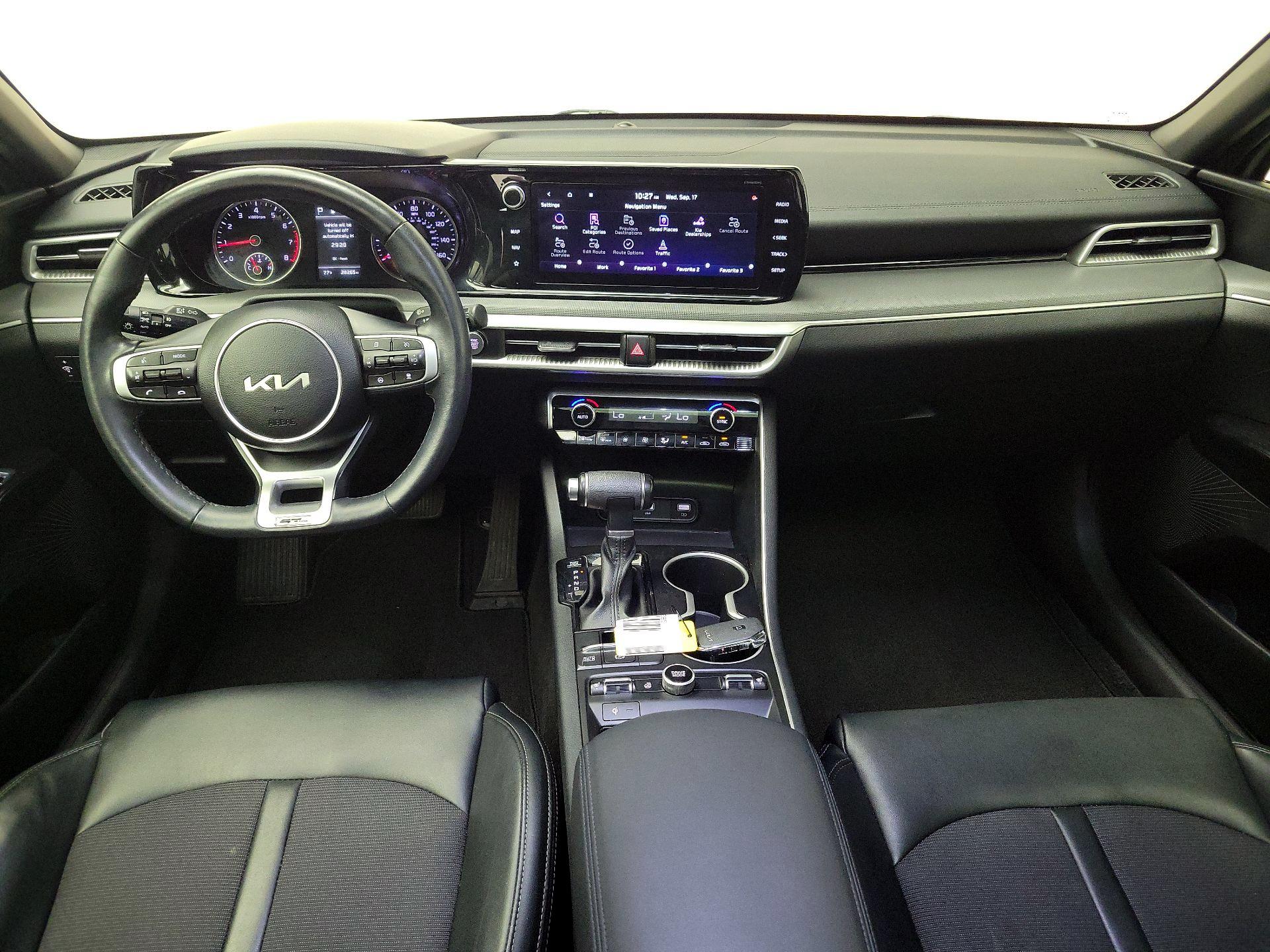 Thumbnail: 2023 Kia K5 - 9