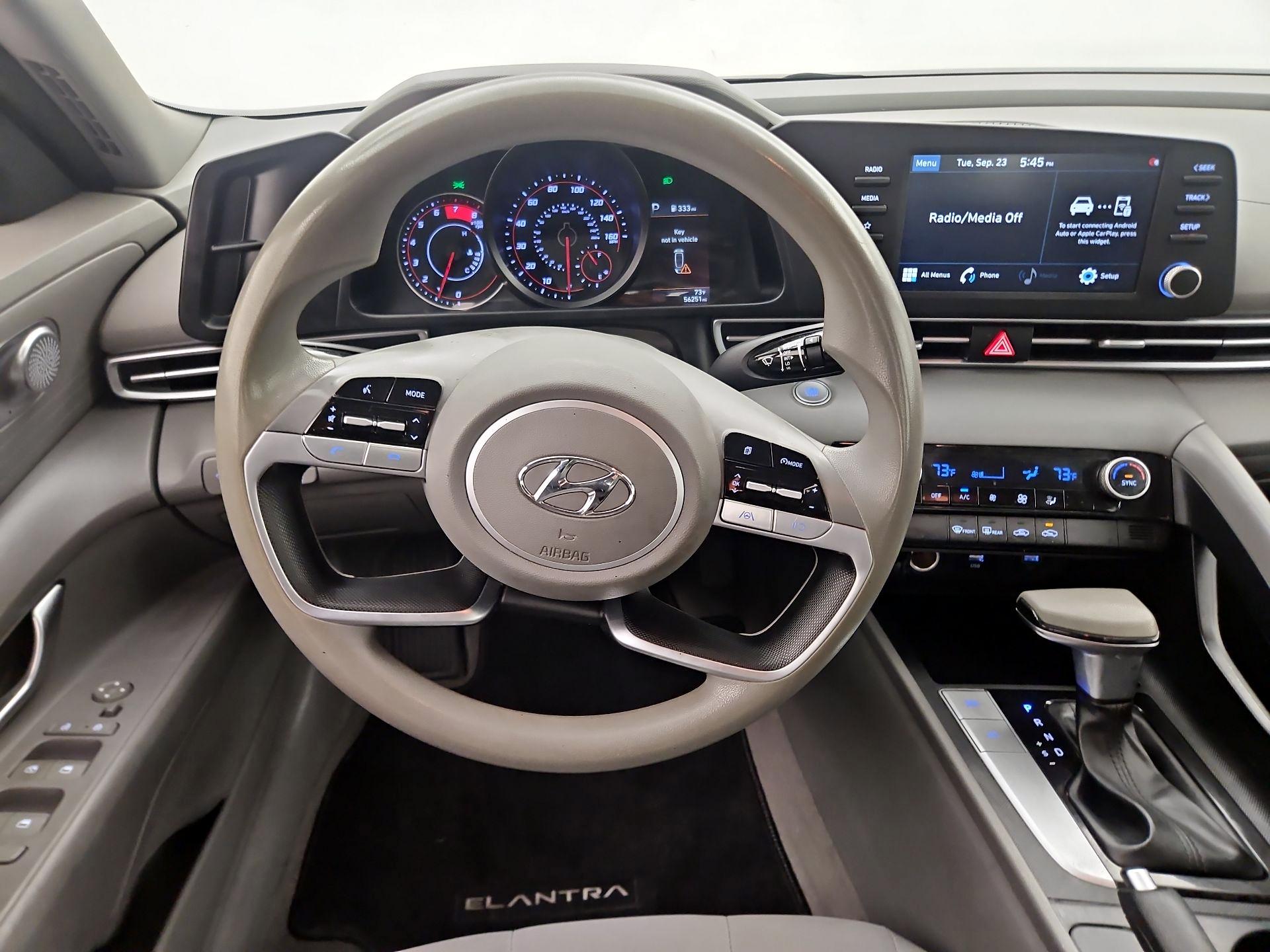 Thumbnail: 2021 Hyundai Elantra - 10