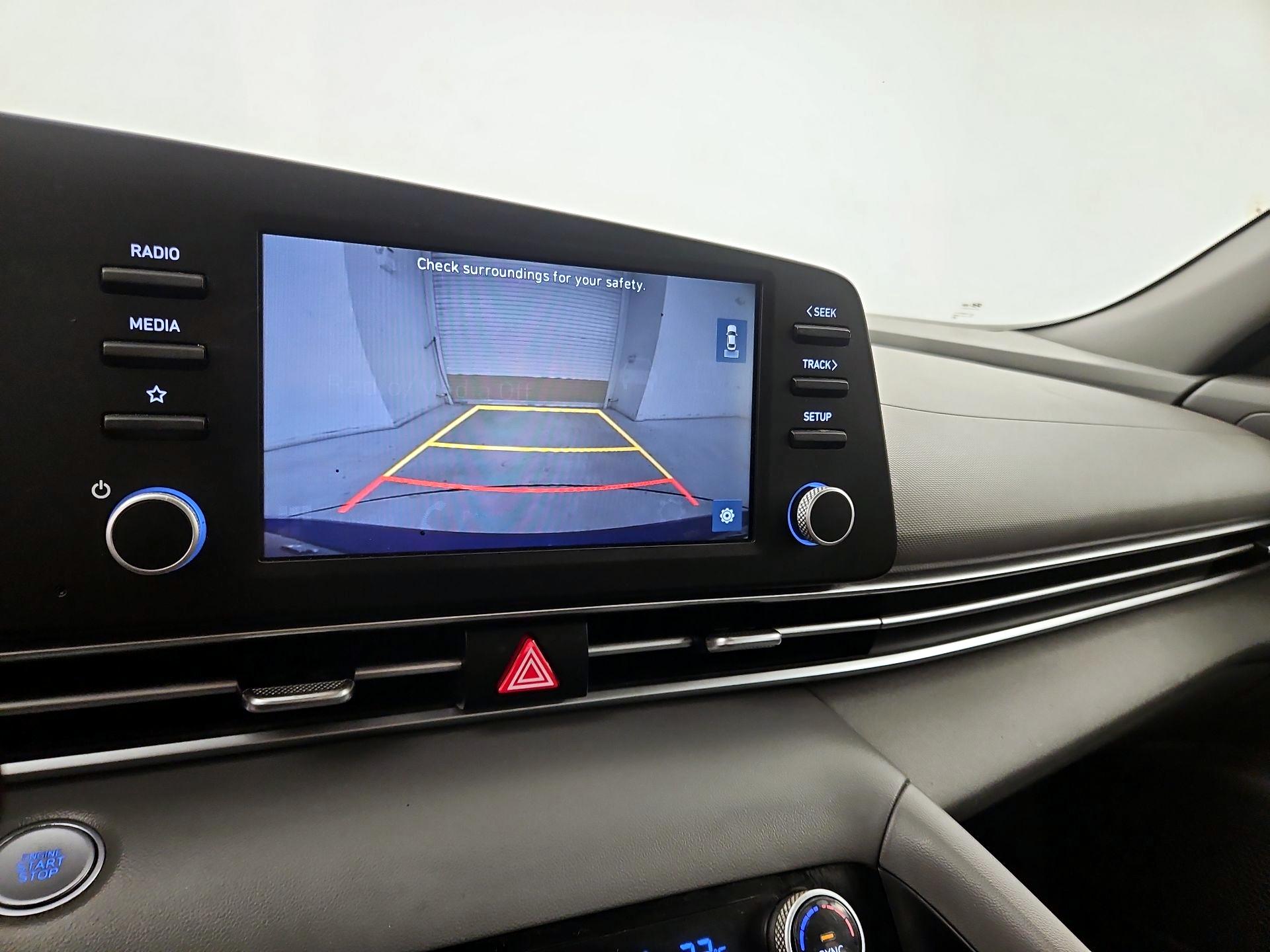 Thumbnail: 2021 Hyundai Elantra - 14