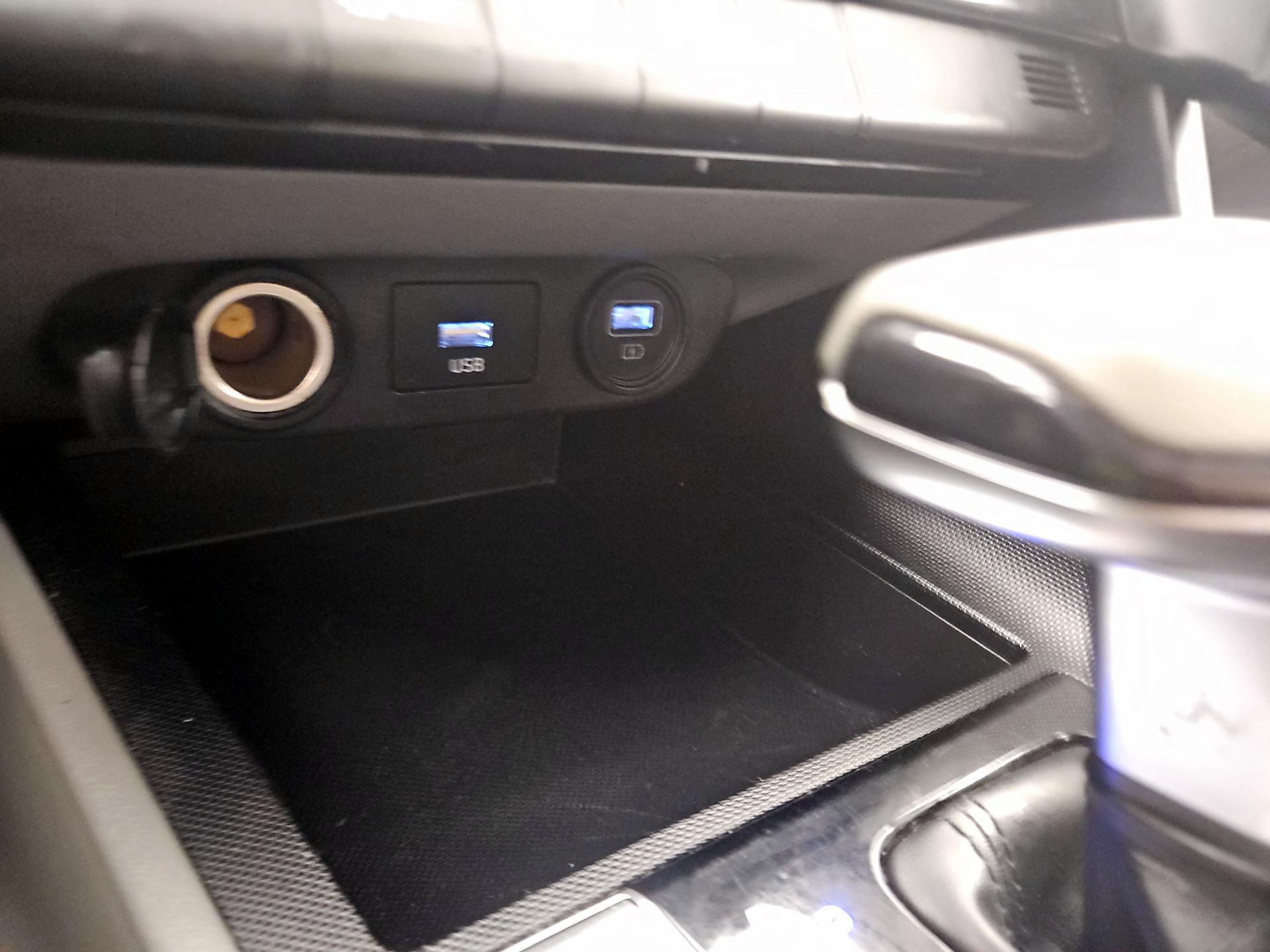Thumbnail: 2021 Hyundai Elantra - 18