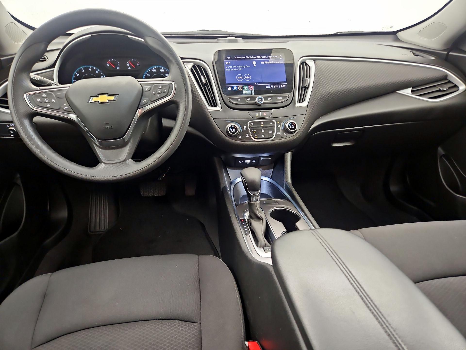 Thumbnail: 2023 Chevrolet Malibu - 9