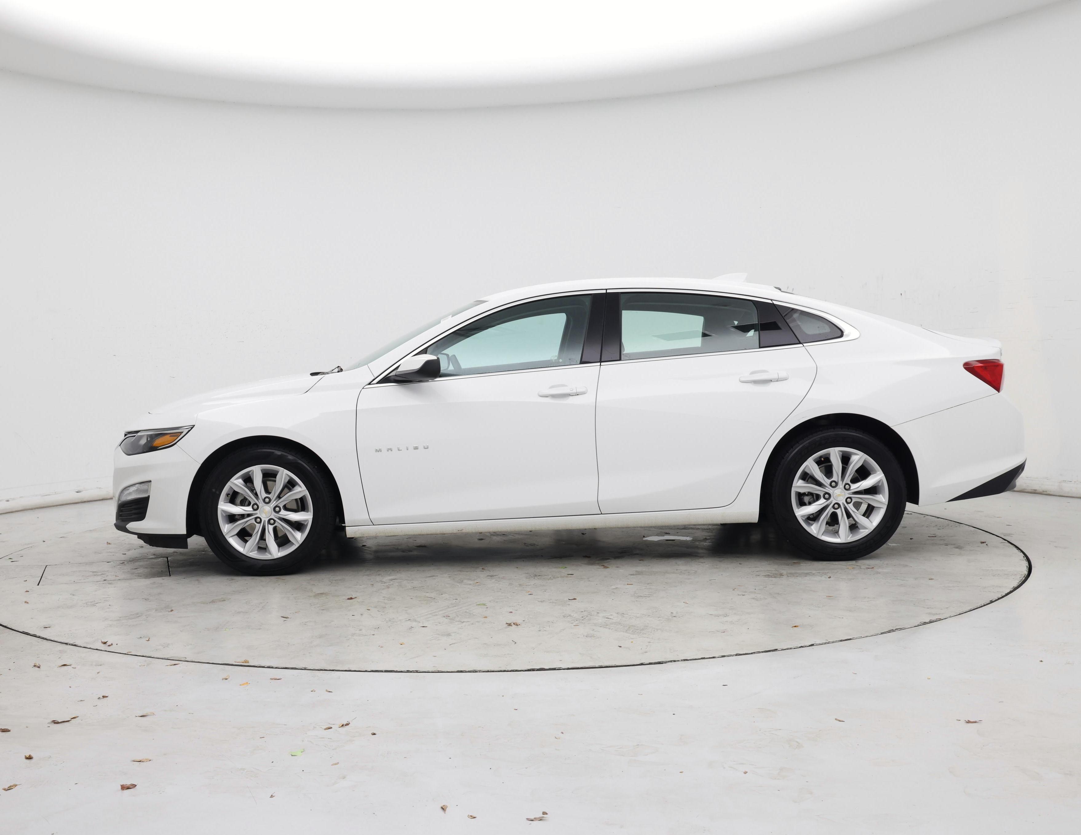 Thumbnail: 2023 Chevrolet Malibu - 3
