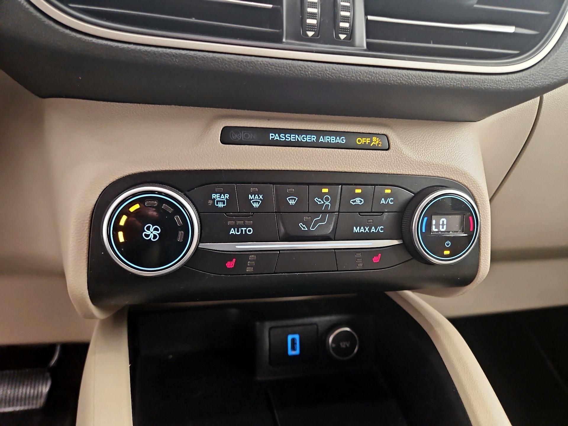 Thumbnail: 2020 Ford Escape - 16