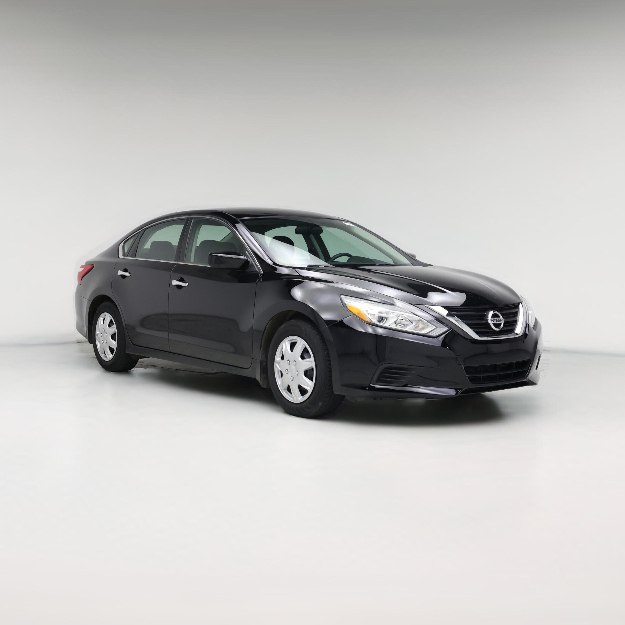 Thumbnail: 2016 Nissan Altima - 1
