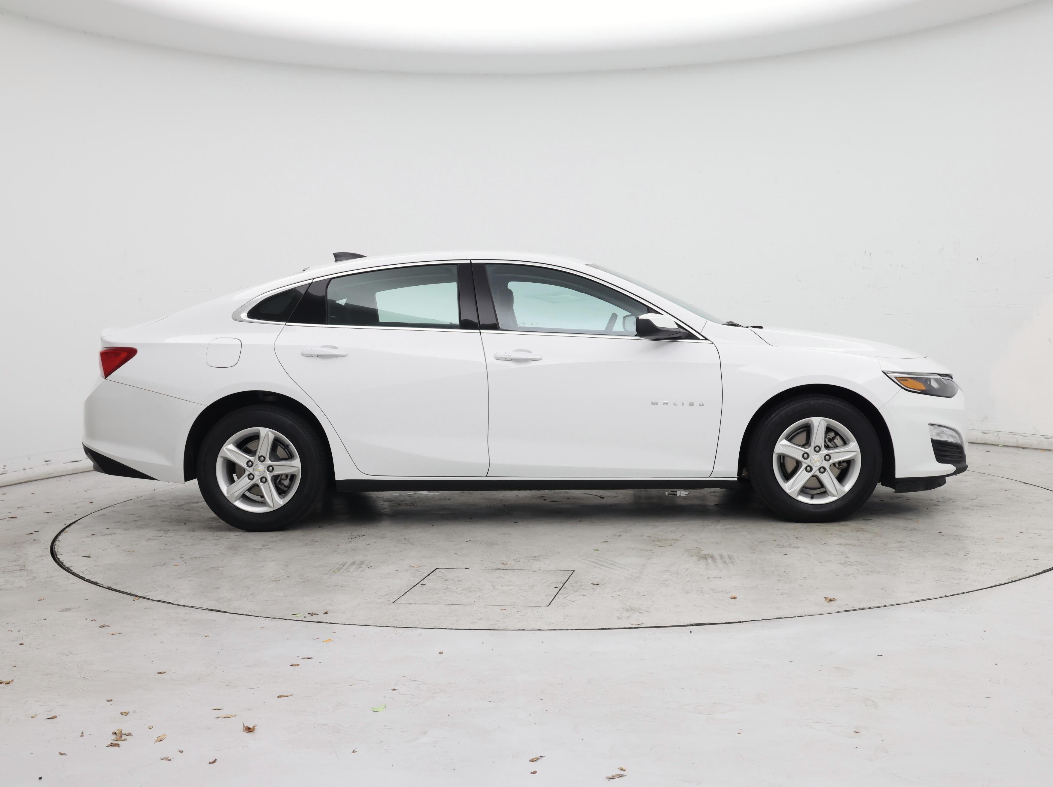 Thumbnail: 2023 Chevrolet Malibu - 7