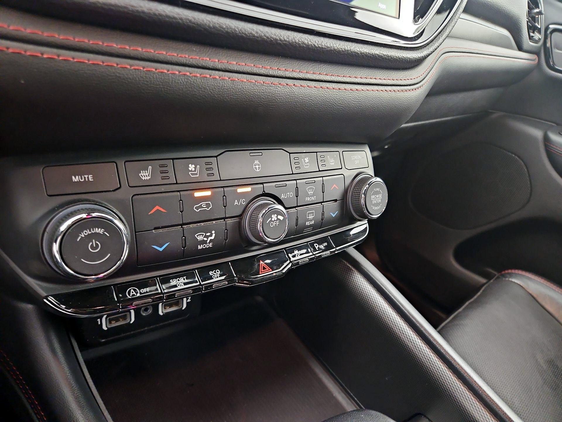 Thumbnail: 2023 Dodge Durango - 16