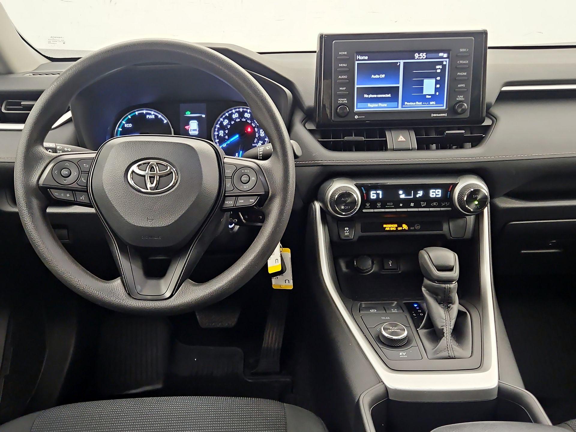 Thumbnail: 2022 Toyota RAV4 - 10