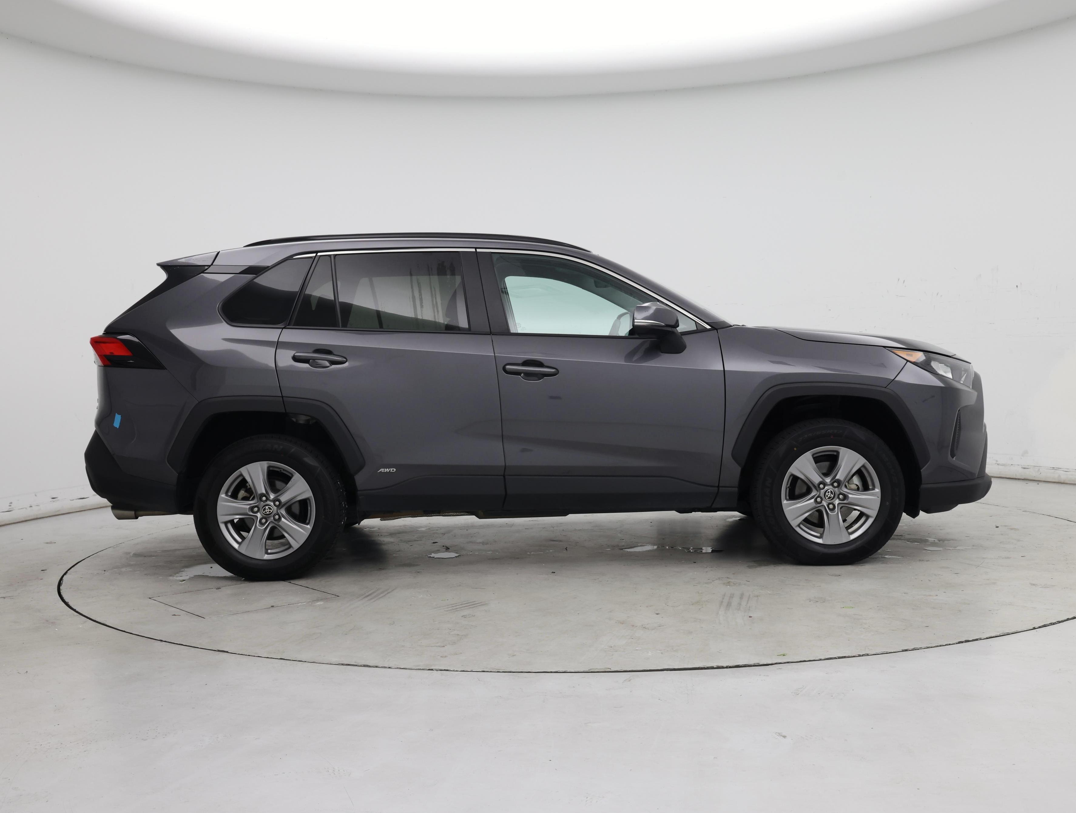 Thumbnail: 2022 Toyota RAV4 - 7