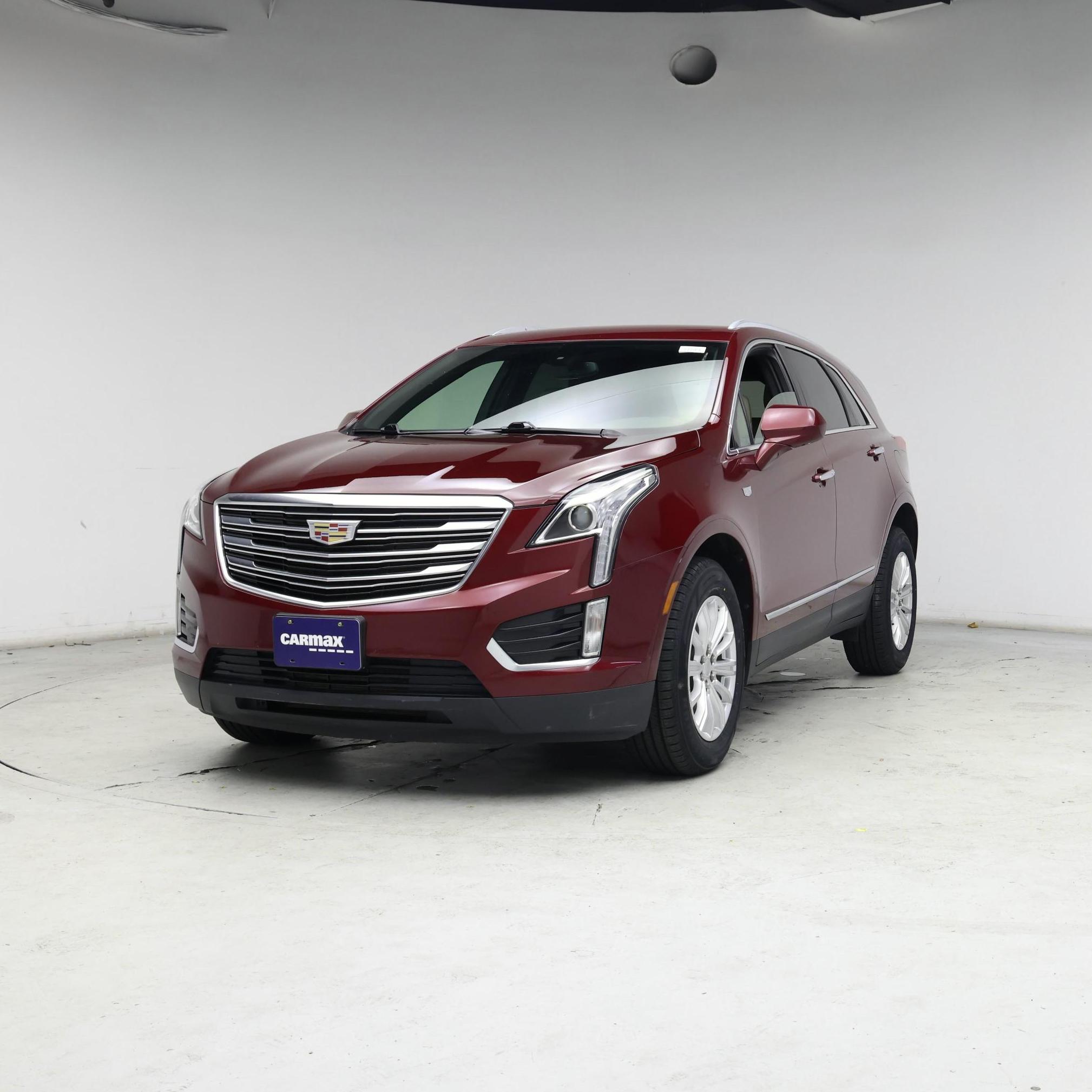 Thumbnail: 2017 Cadillac XT5 - 4