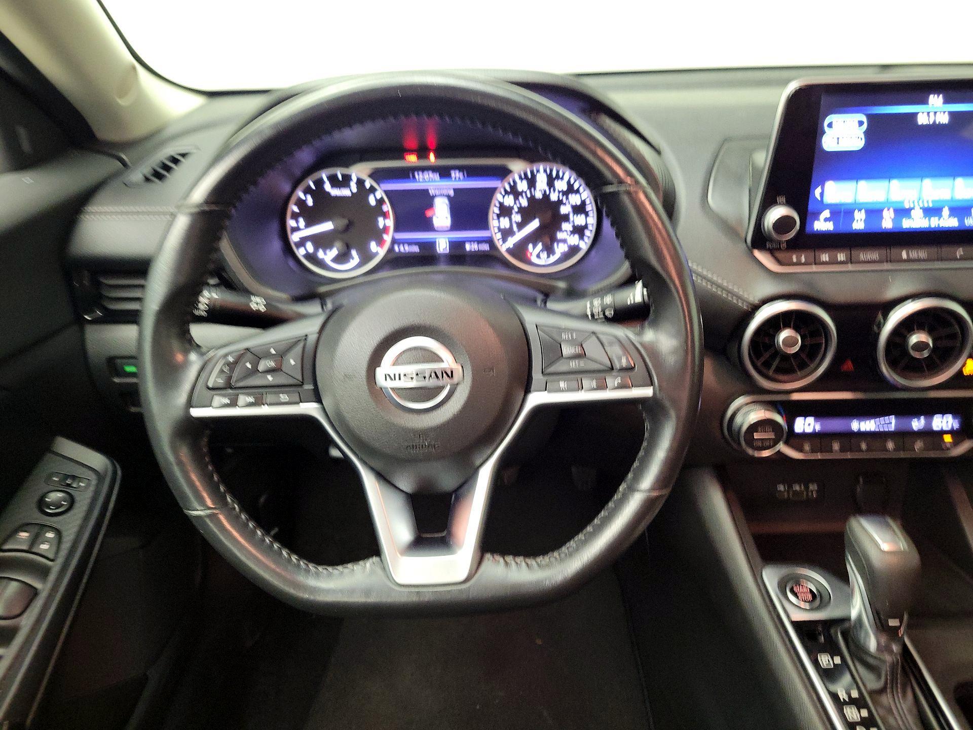 Thumbnail: 2021 Nissan Sentra - 10