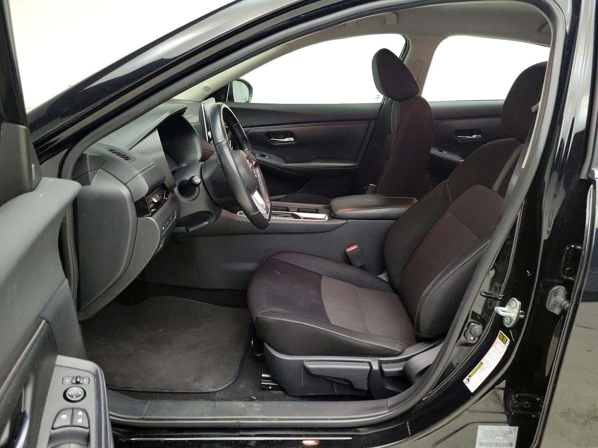 Thumbnail: 2021 Nissan Sentra - 11