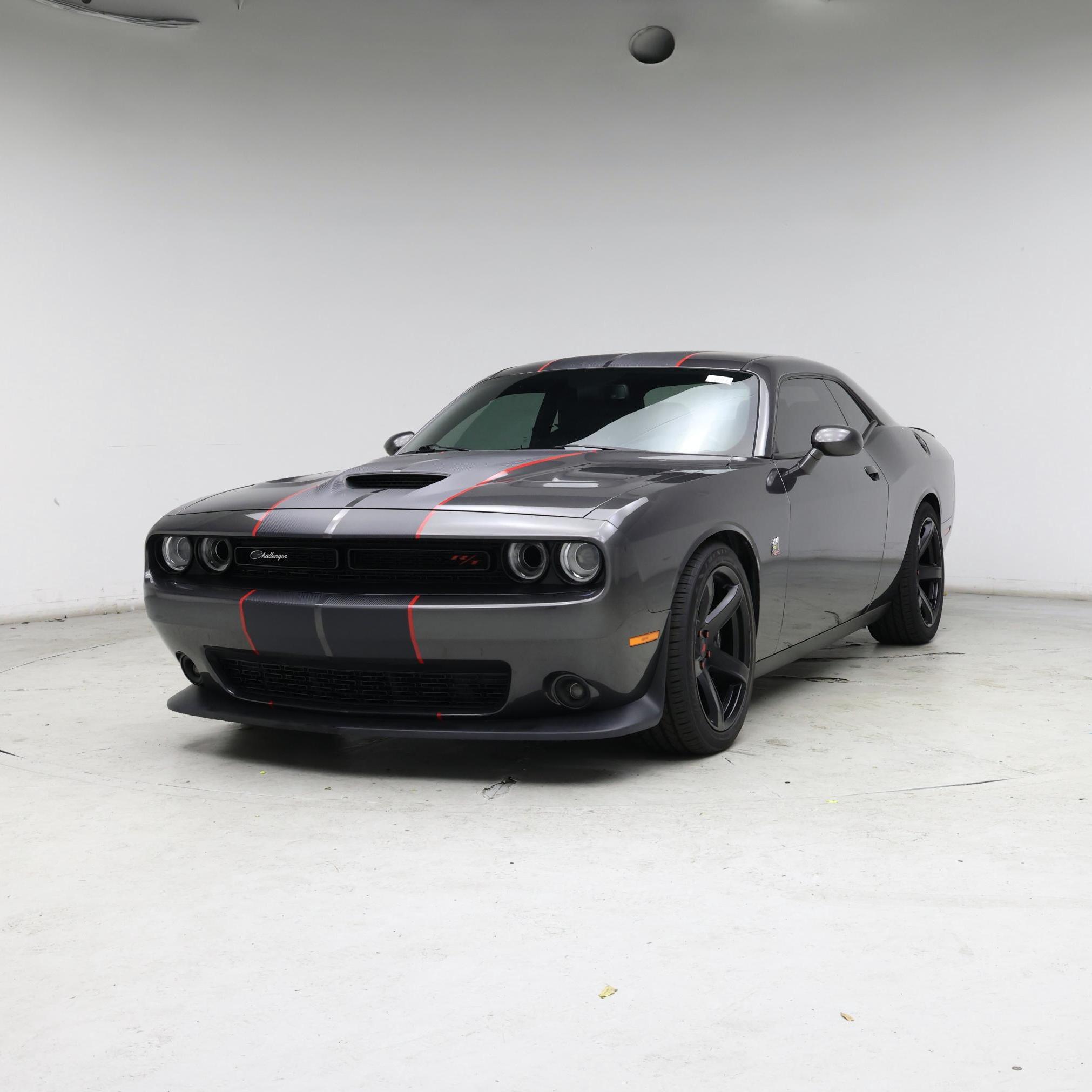 Thumbnail: 2021 Dodge Challenger - 4
