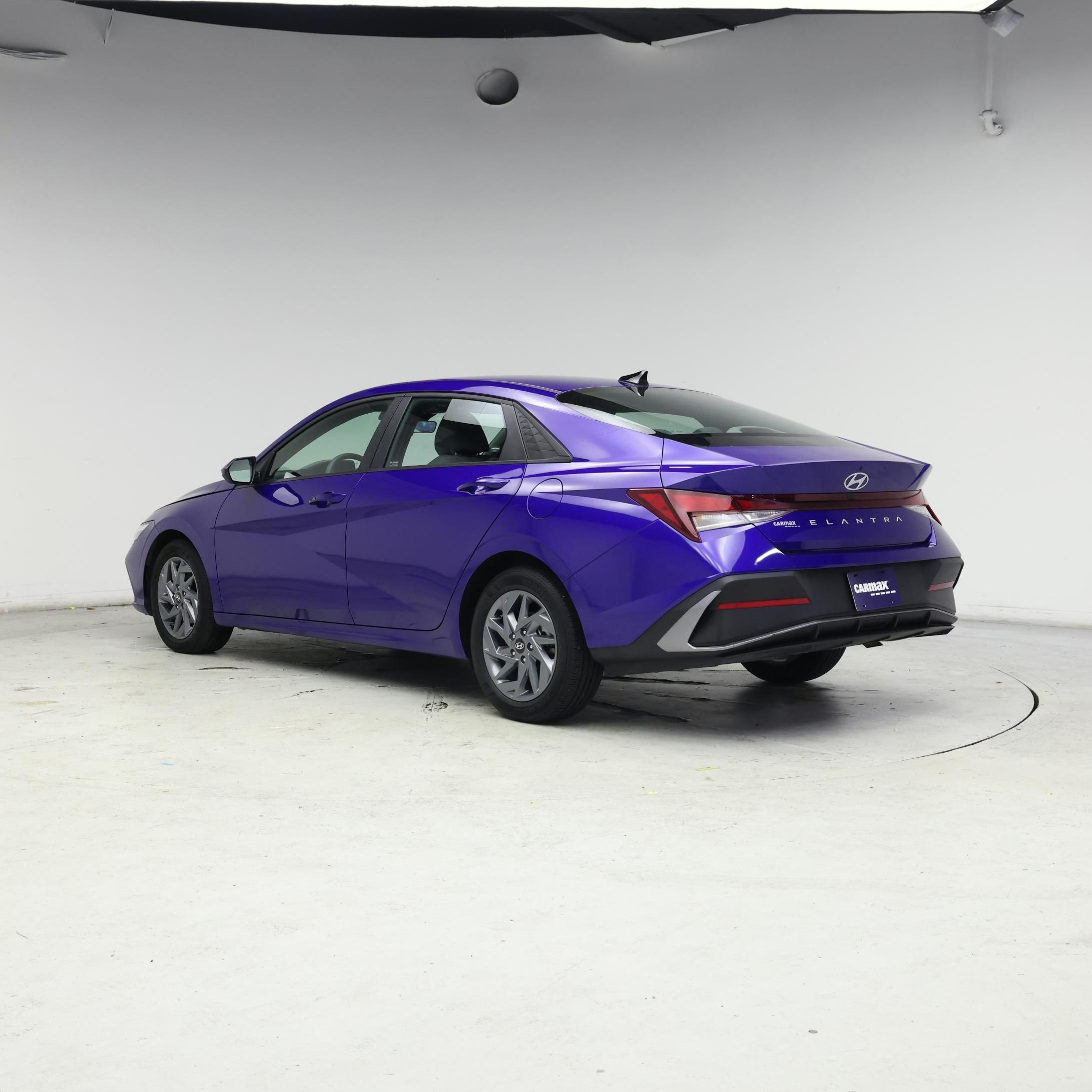Thumbnail: 2024 Hyundai Elantra - 2