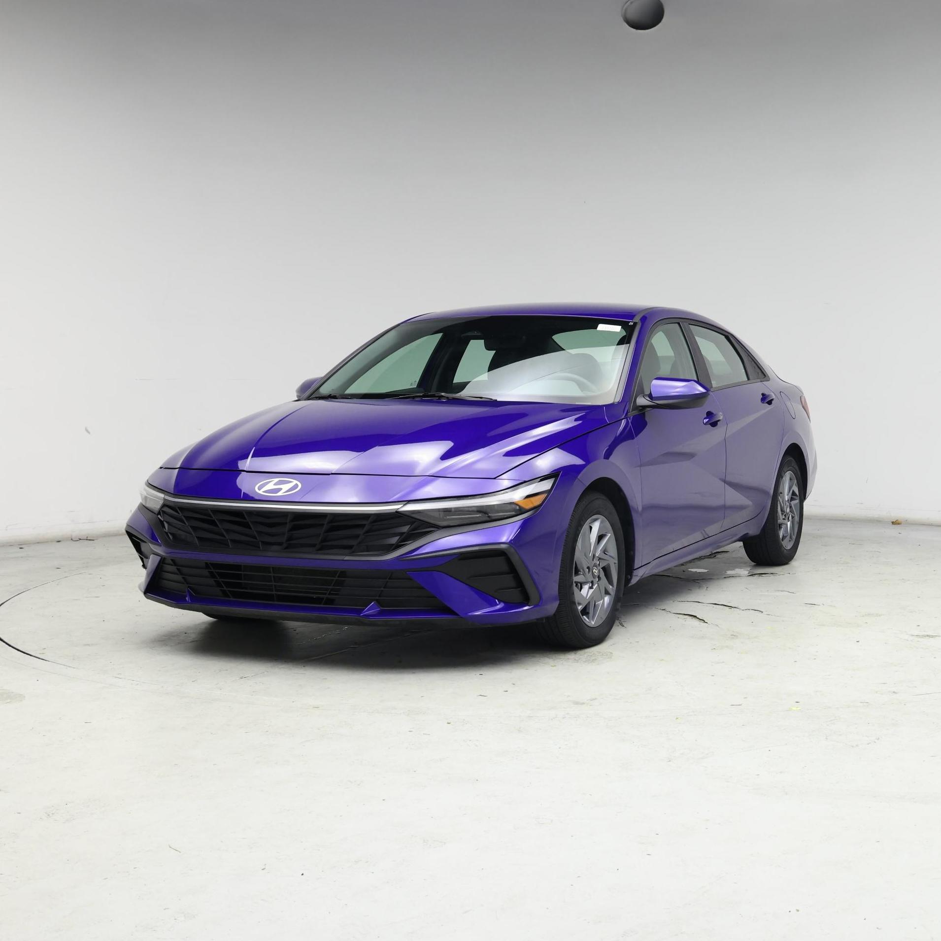 Thumbnail: 2024 Hyundai Elantra - 4