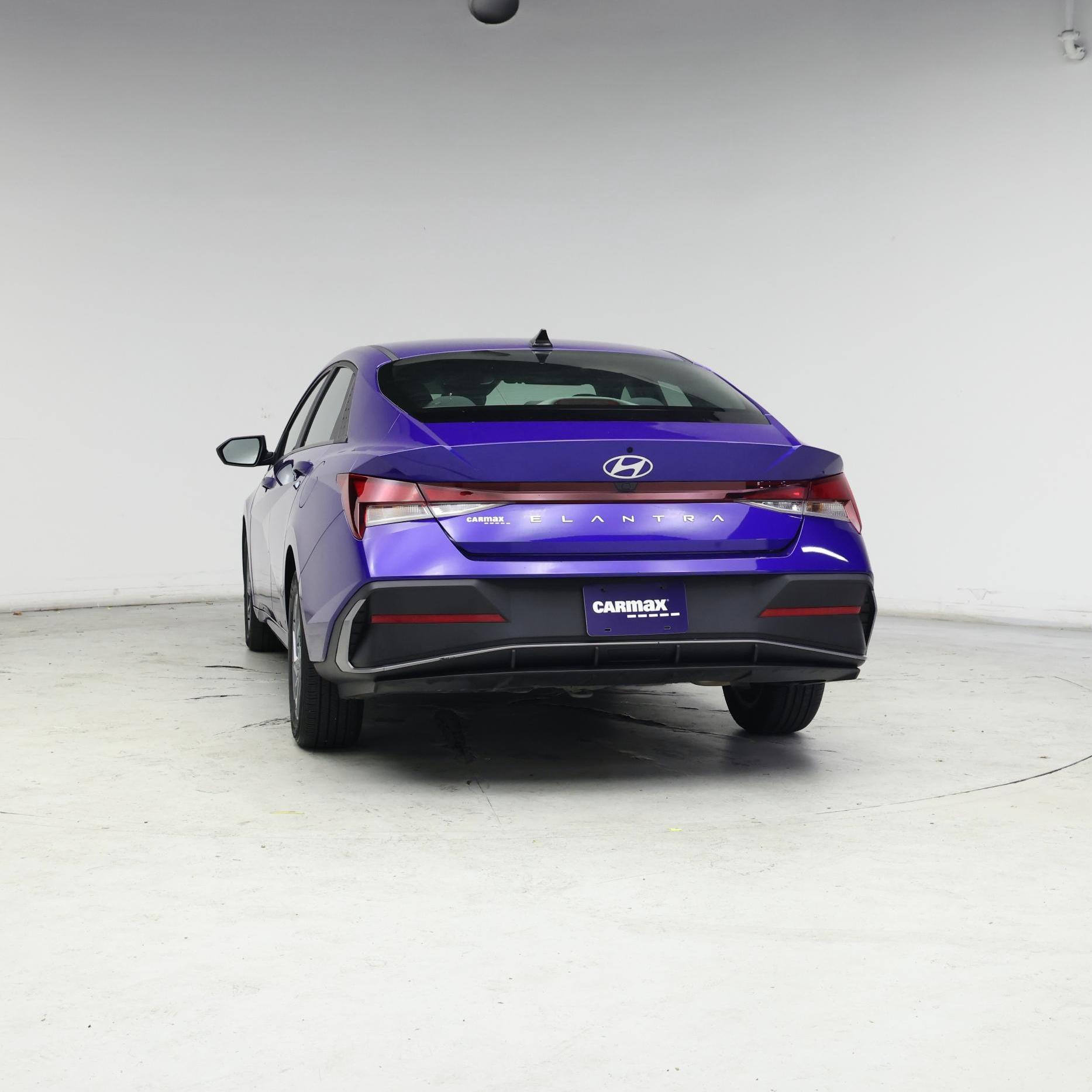 Thumbnail: 2024 Hyundai Elantra - 6