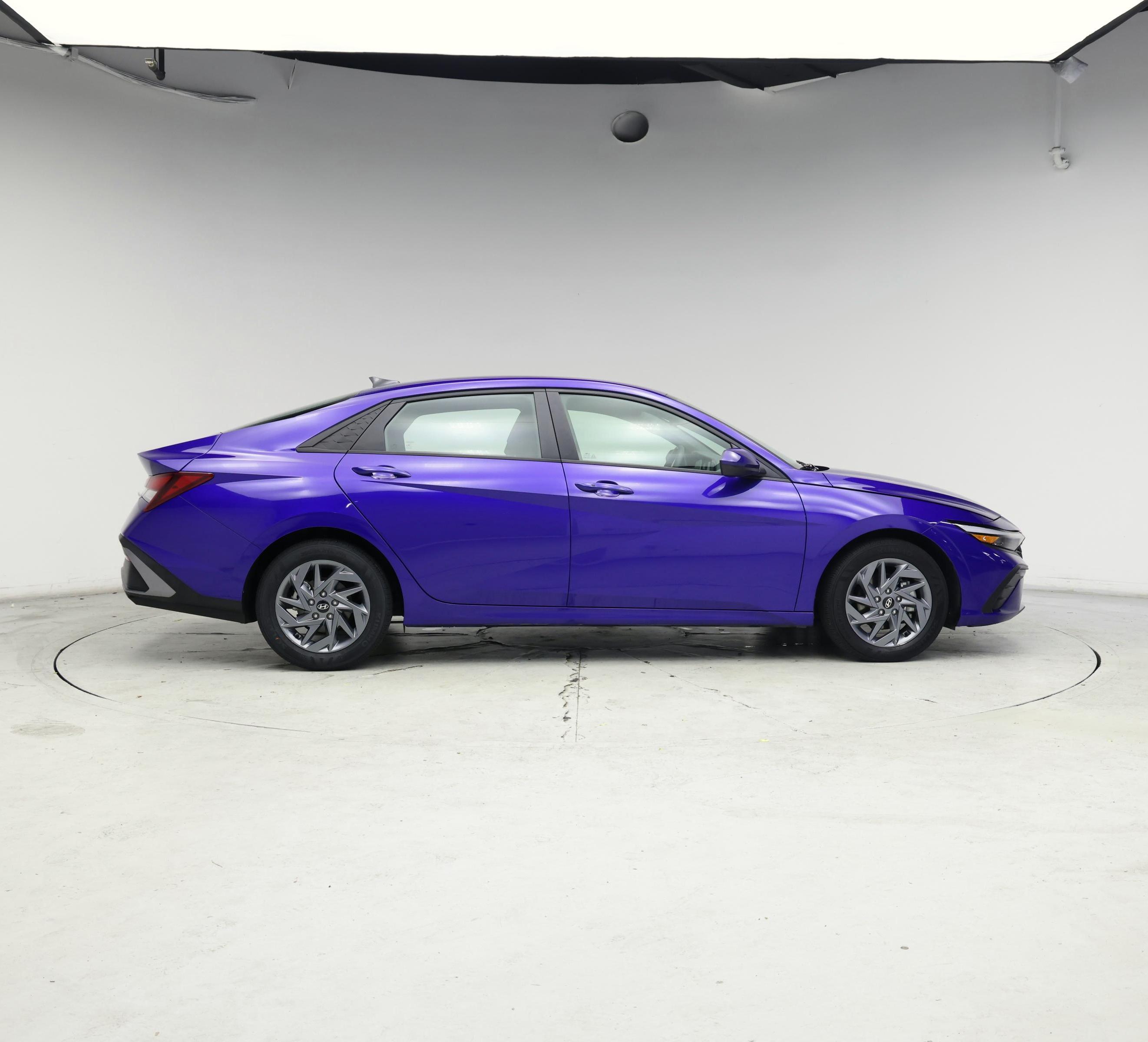 Thumbnail: 2024 Hyundai Elantra - 7