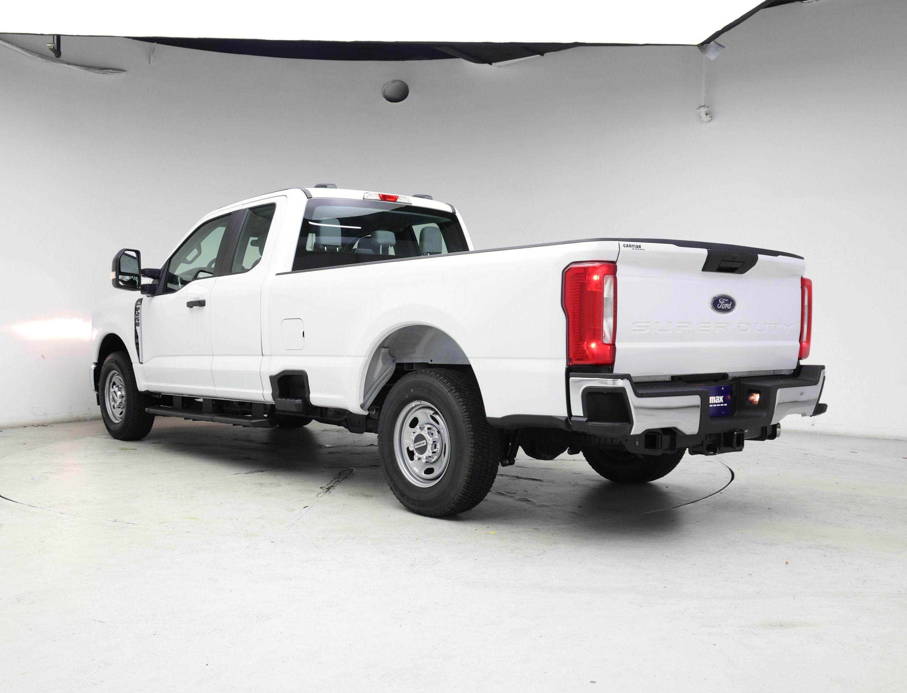 Thumbnail: 2024 Ford F-250 - 2