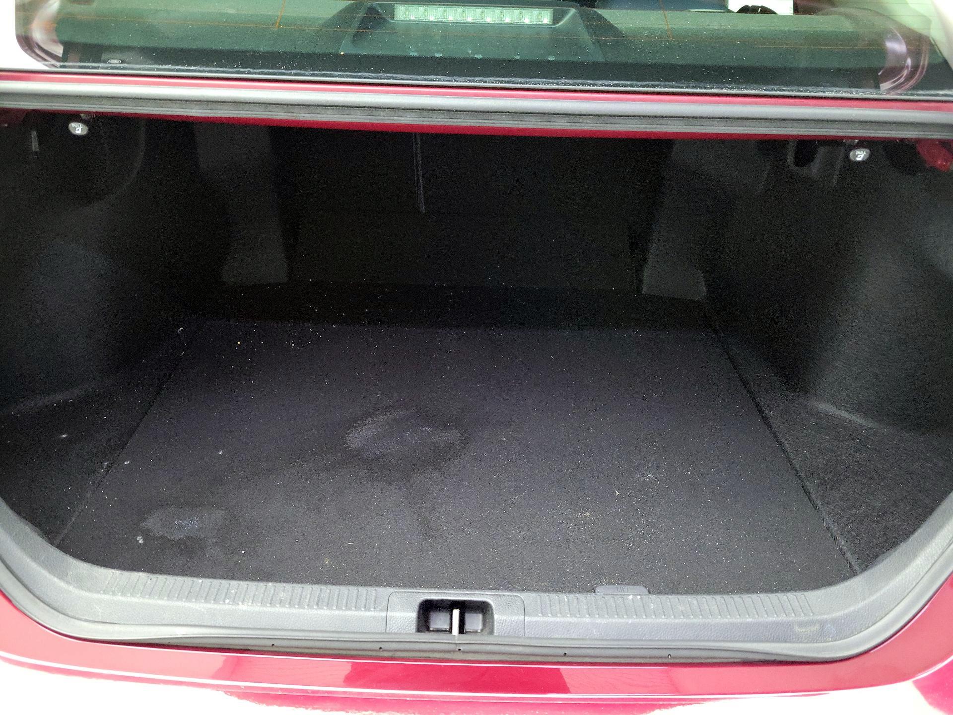 Thumbnail: 2018 Toyota Camry - 19