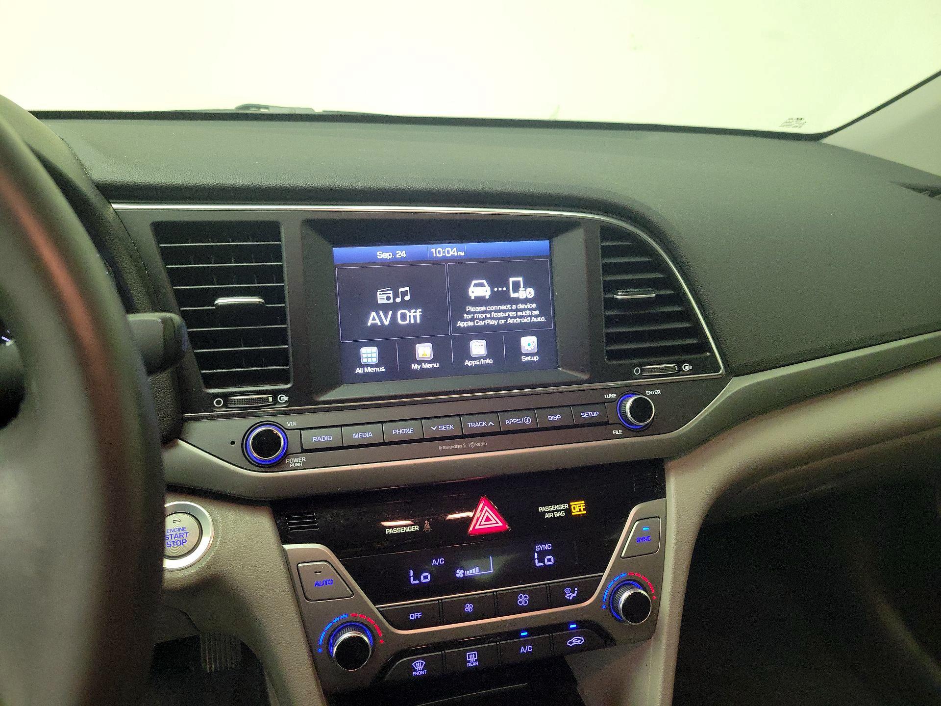 Thumbnail: 2018 Hyundai Elantra - 15