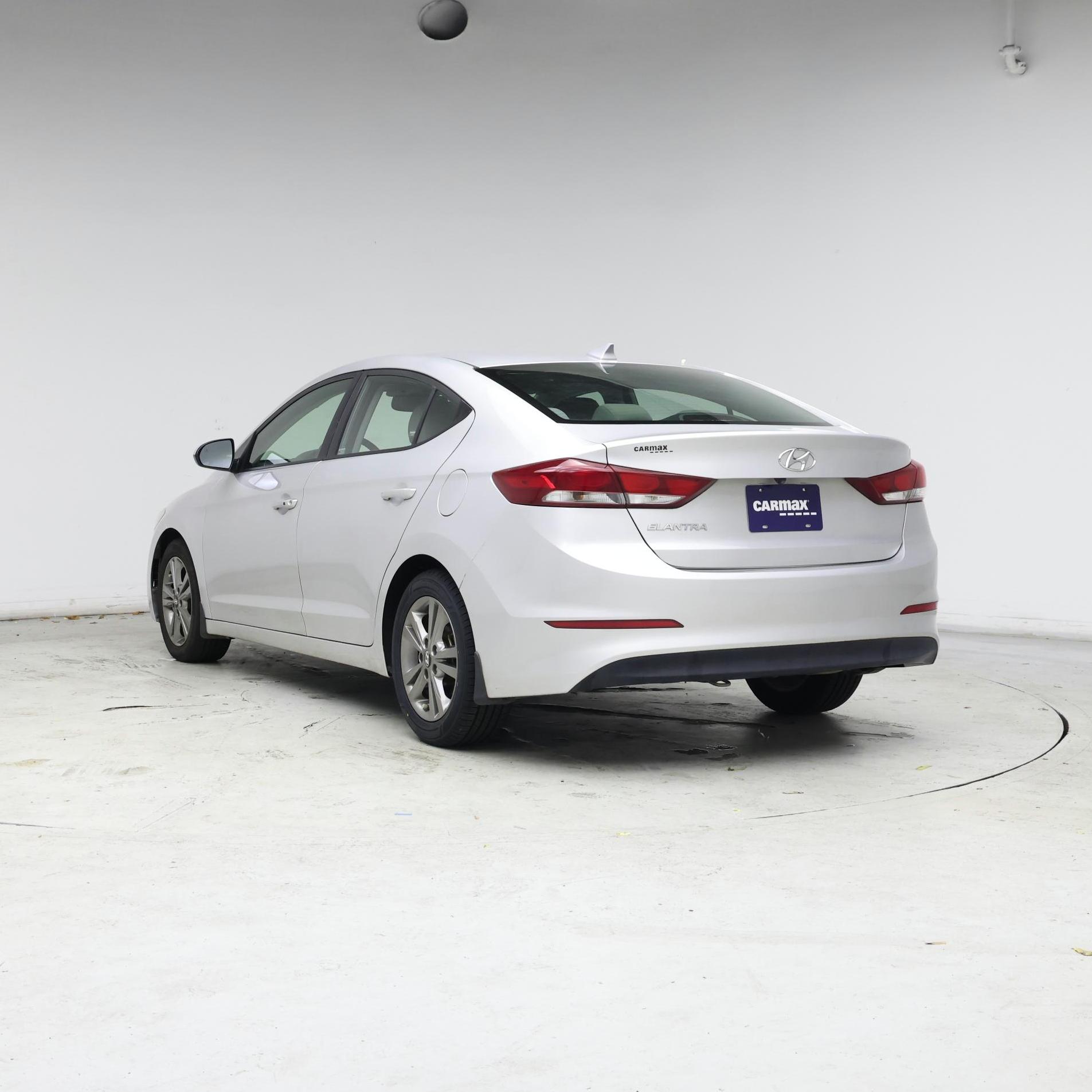Thumbnail: 2018 Hyundai Elantra - 2
