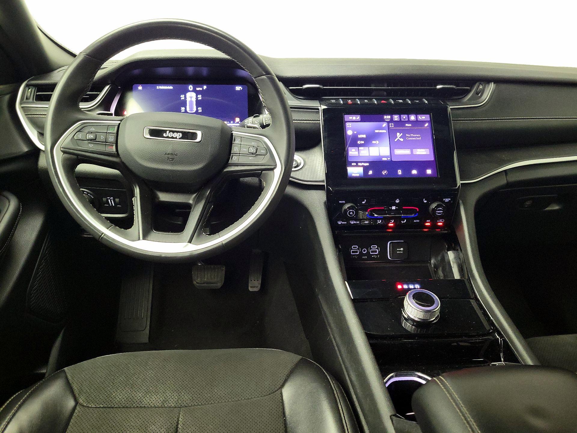 Thumbnail: 2023 Jeep Grand Cherokee - 10