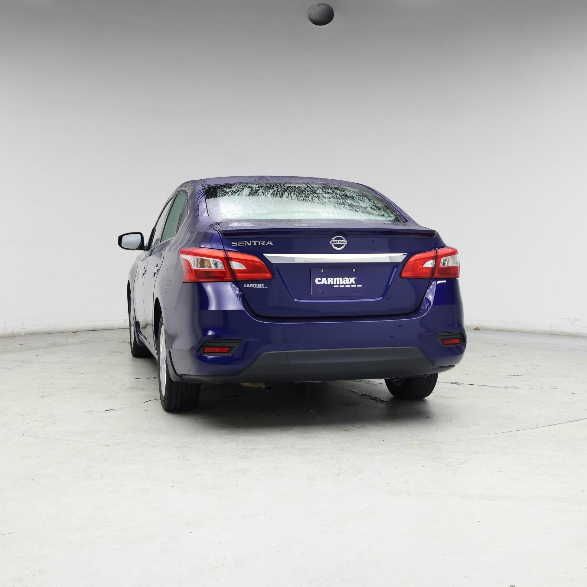 Thumbnail: 2017 Nissan Sentra - 6