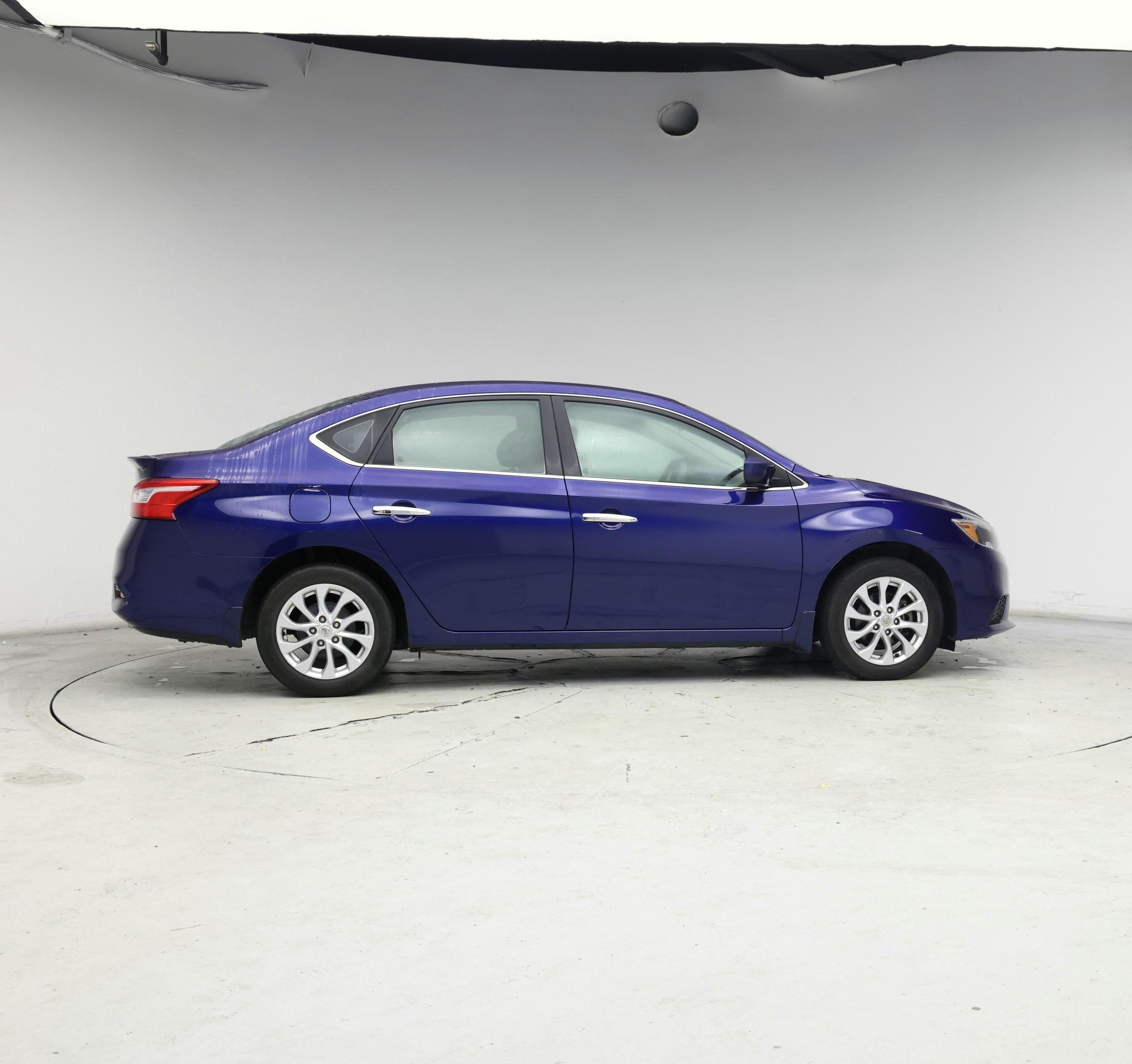 Thumbnail: 2017 Nissan Sentra - 7