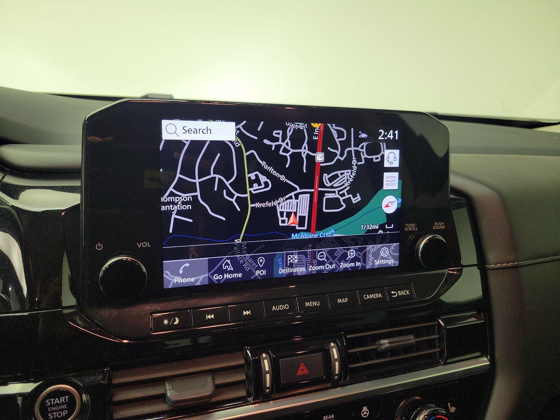 Thumbnail: 2023 Nissan Pathfinder - 14