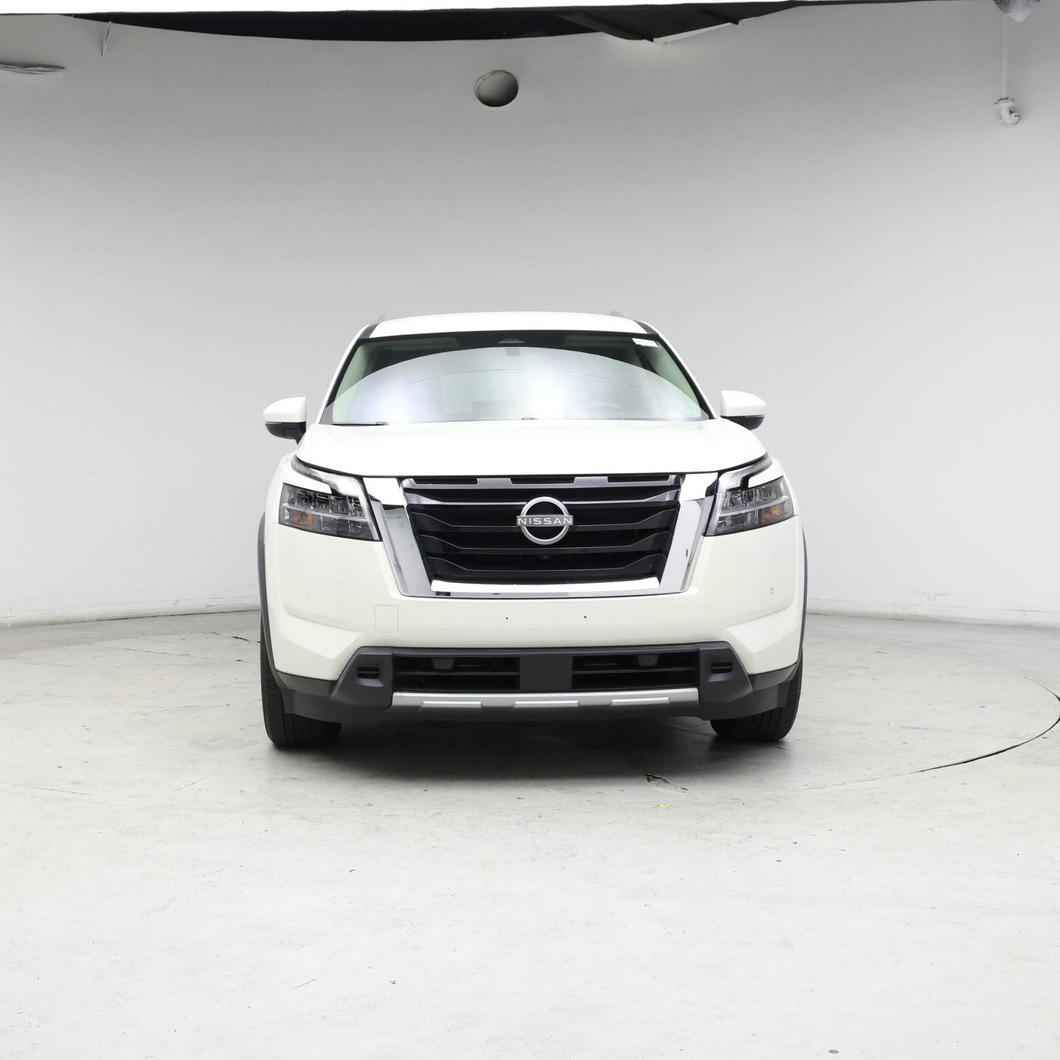 Thumbnail: 2023 Nissan Pathfinder - 5