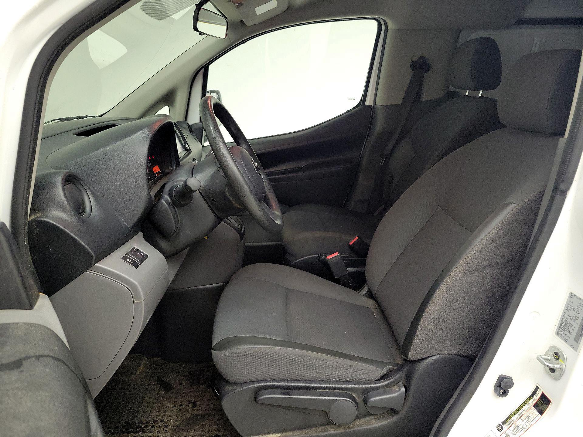 Thumbnail: 2015 Nissan NV200 - 11