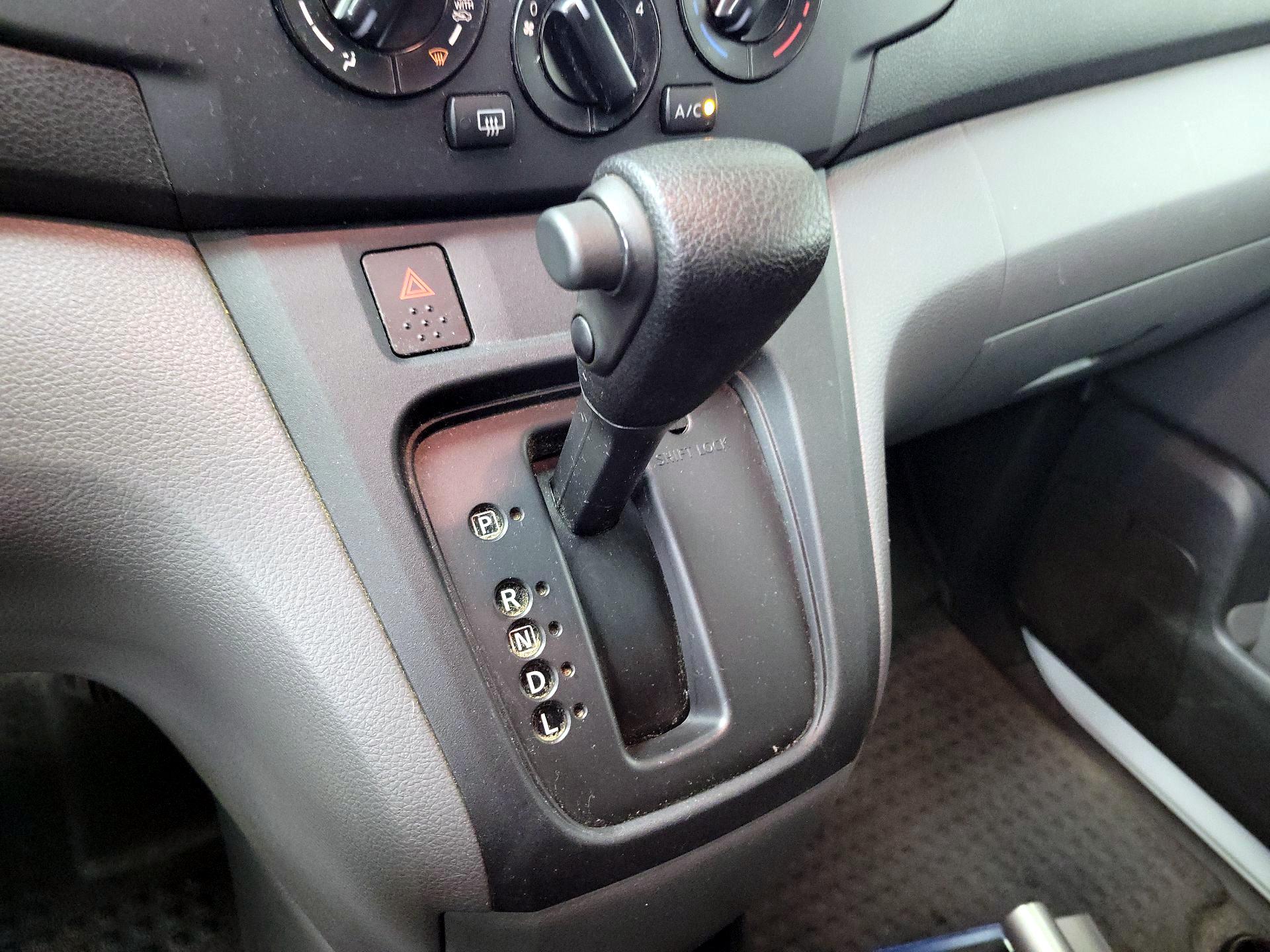 Thumbnail: 2015 Nissan NV200 - 17