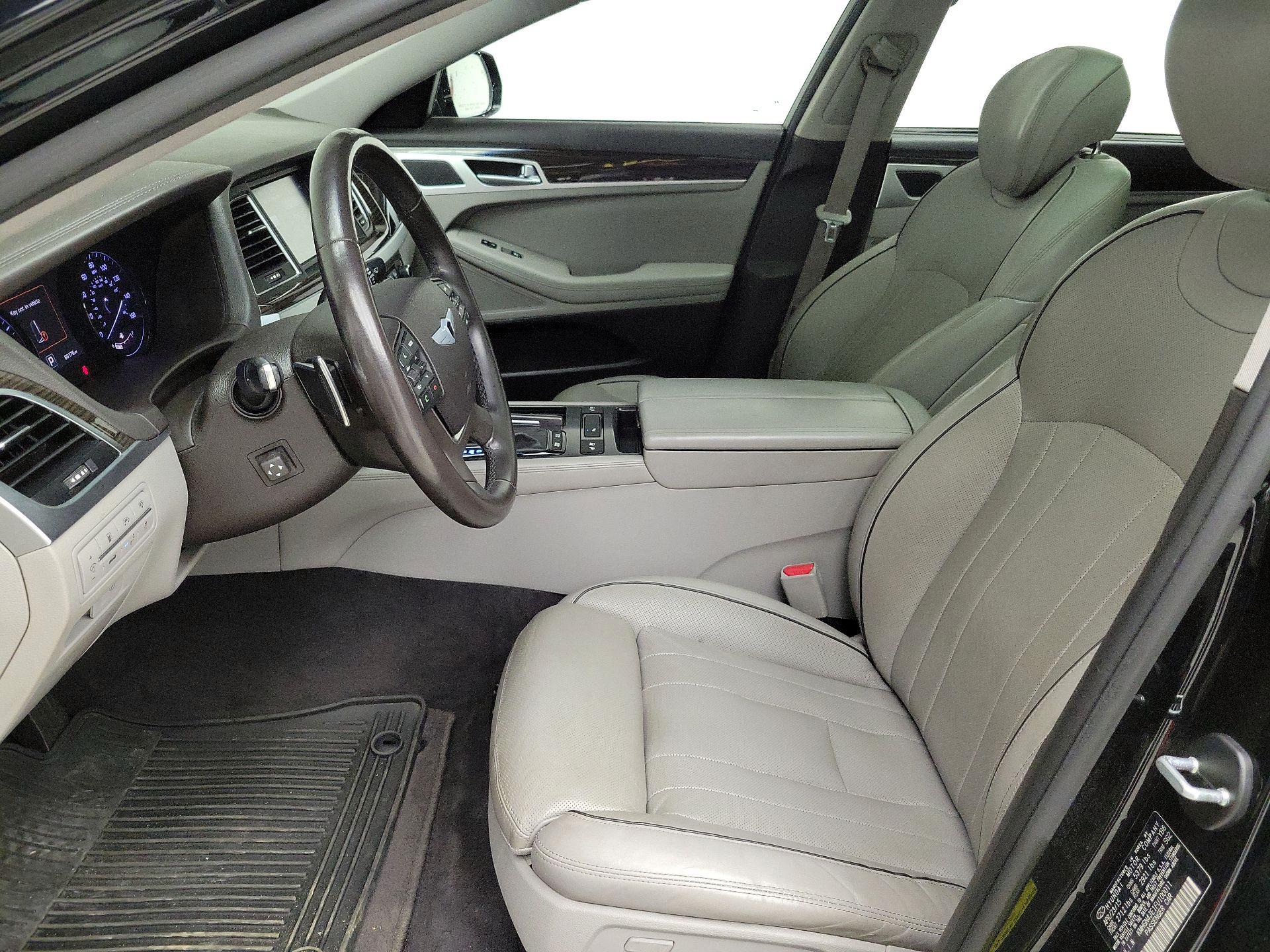 Thumbnail: 2015 Hyundai Genesis - 11