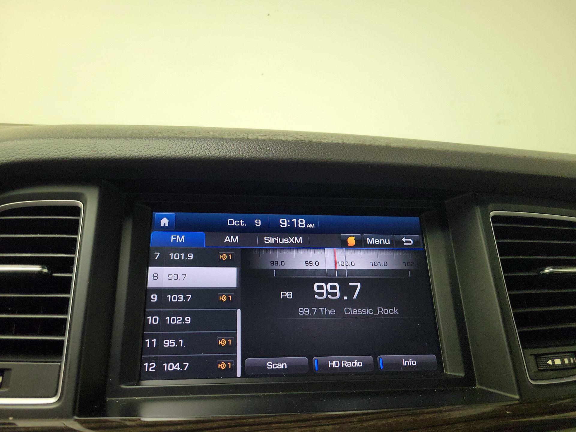 Thumbnail: 2015 Hyundai Genesis - 15