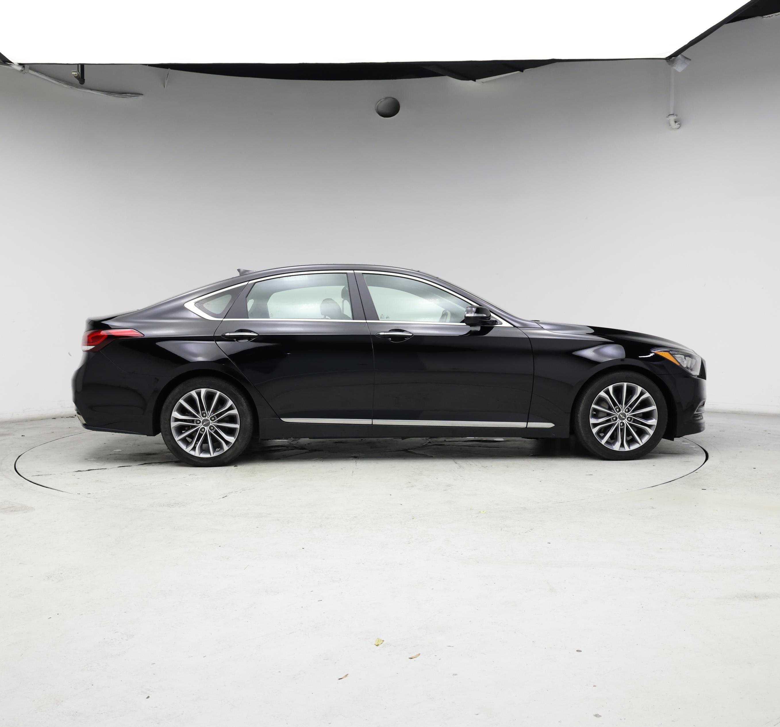 Thumbnail: 2015 Hyundai Genesis - 7