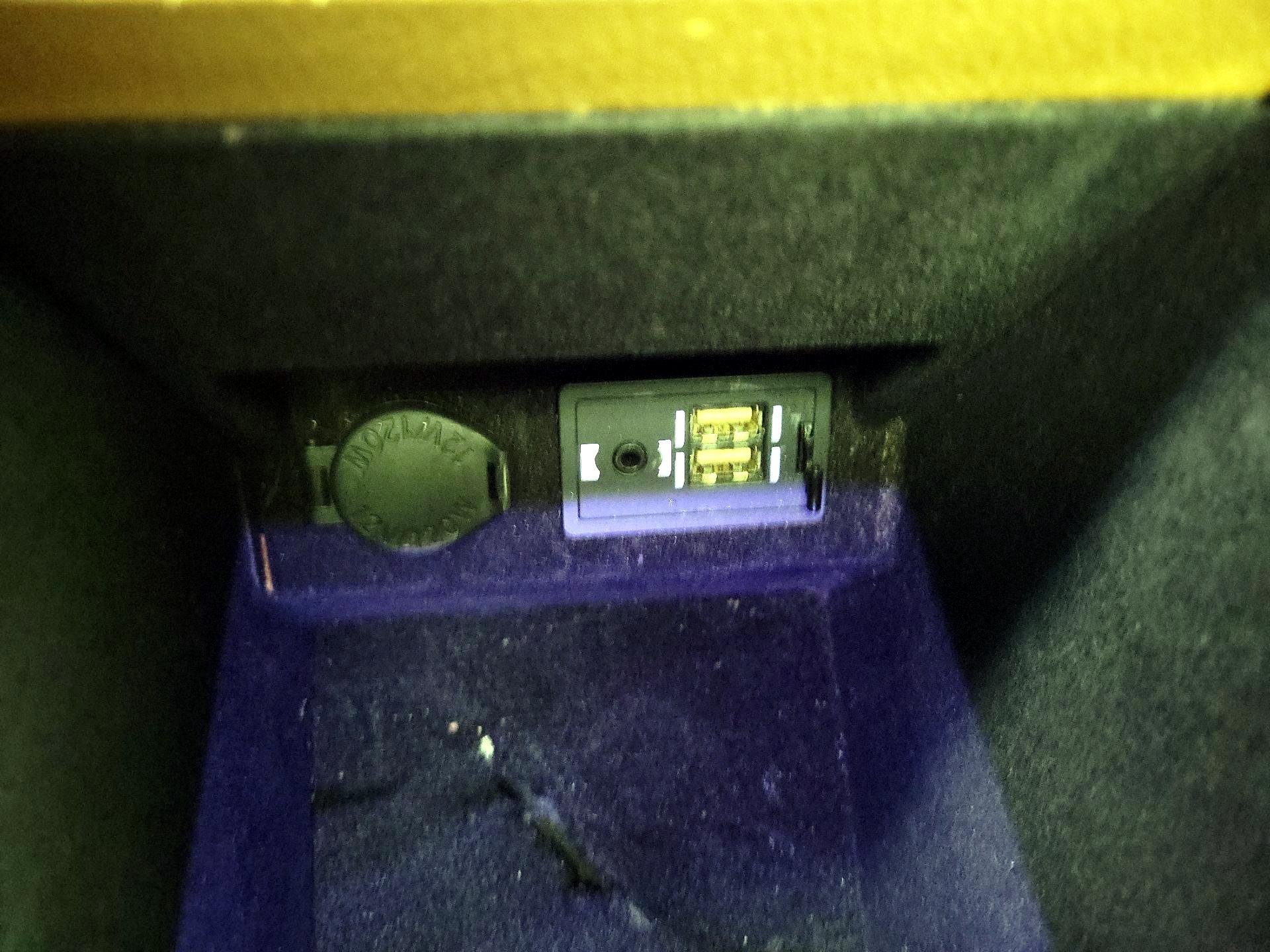 Thumbnail: 2018 Lexus ES - 18