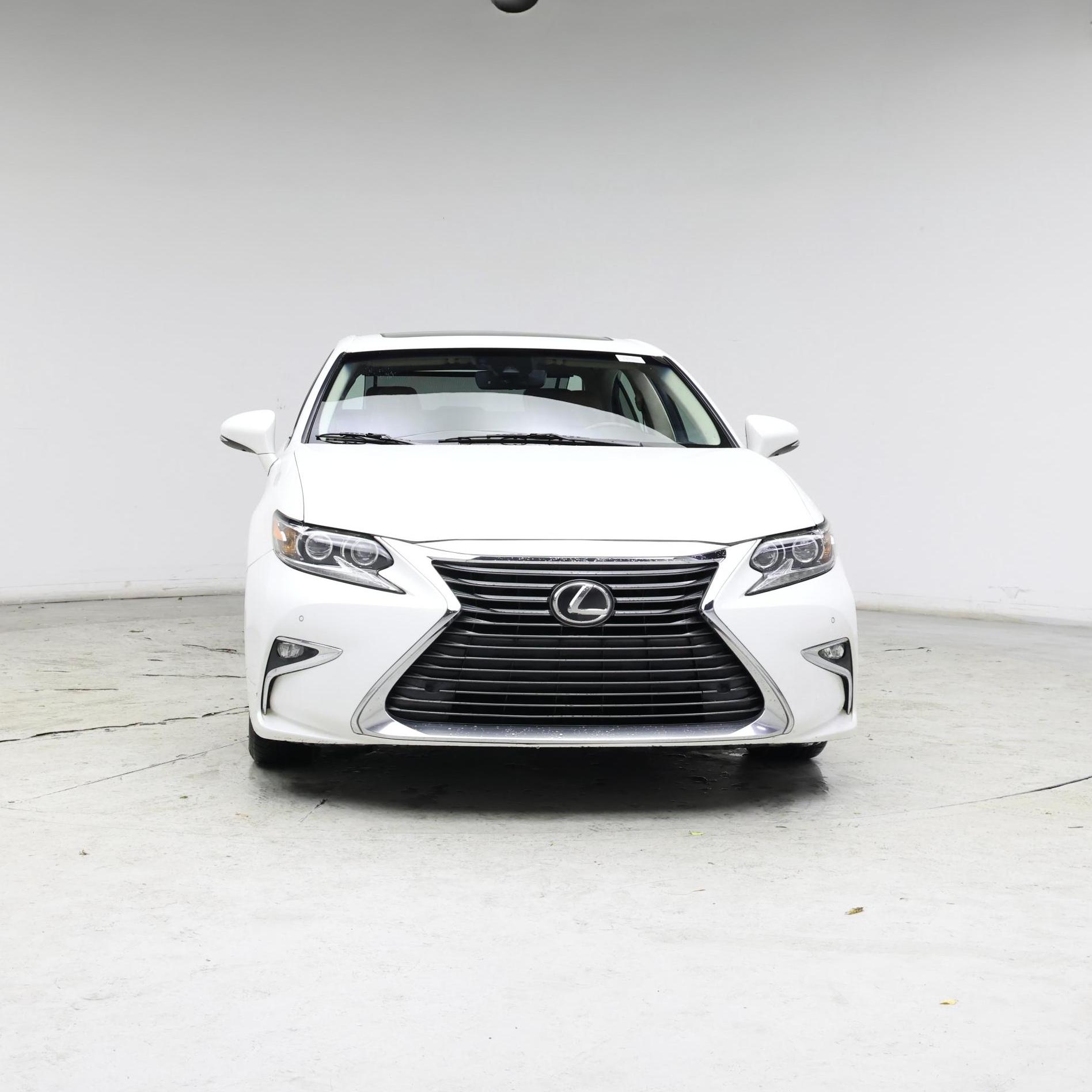 Thumbnail: 2018 Lexus ES - 5